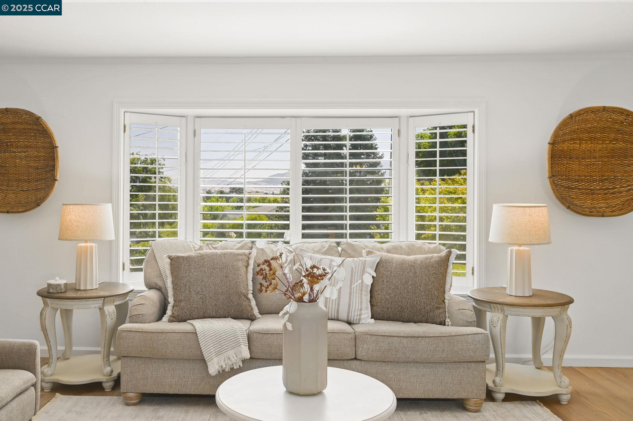 Detail Gallery Image 10 of 60 For 16 Bartlett Ct, Pleasant Hill,  CA 94523 - 4 Beds | 3 Baths