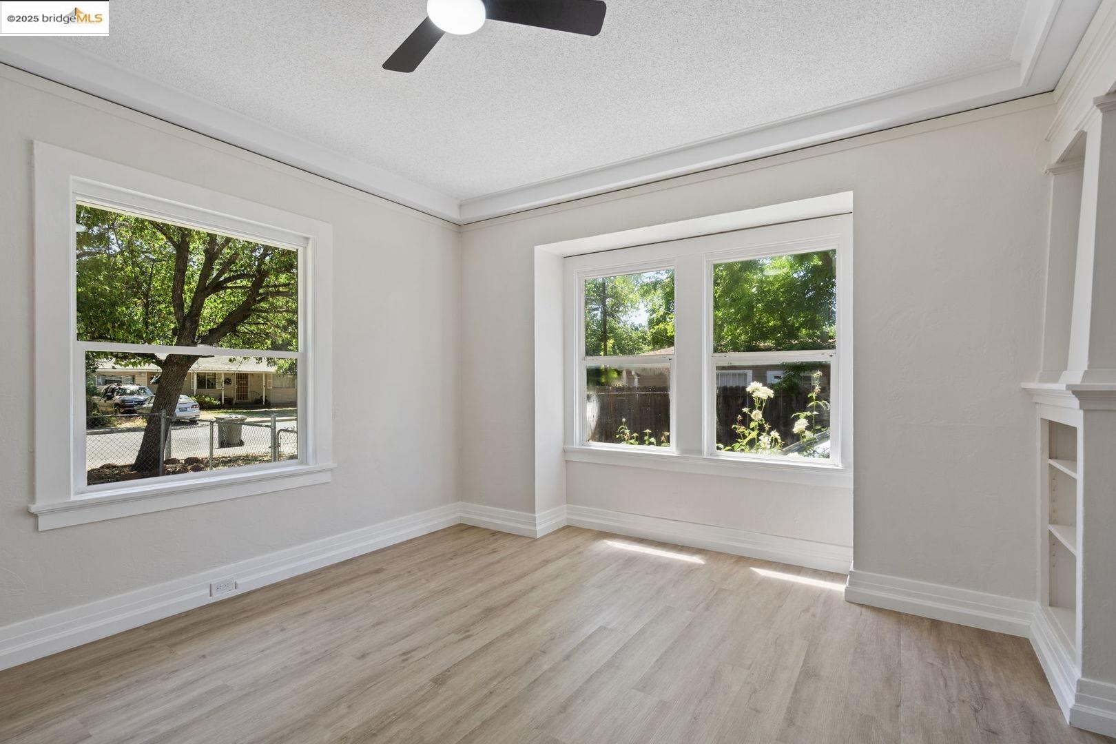 Detail Gallery Image 7 of 24 For 6 4th St, Woodland,  CA 95695 - – Beds | – Baths