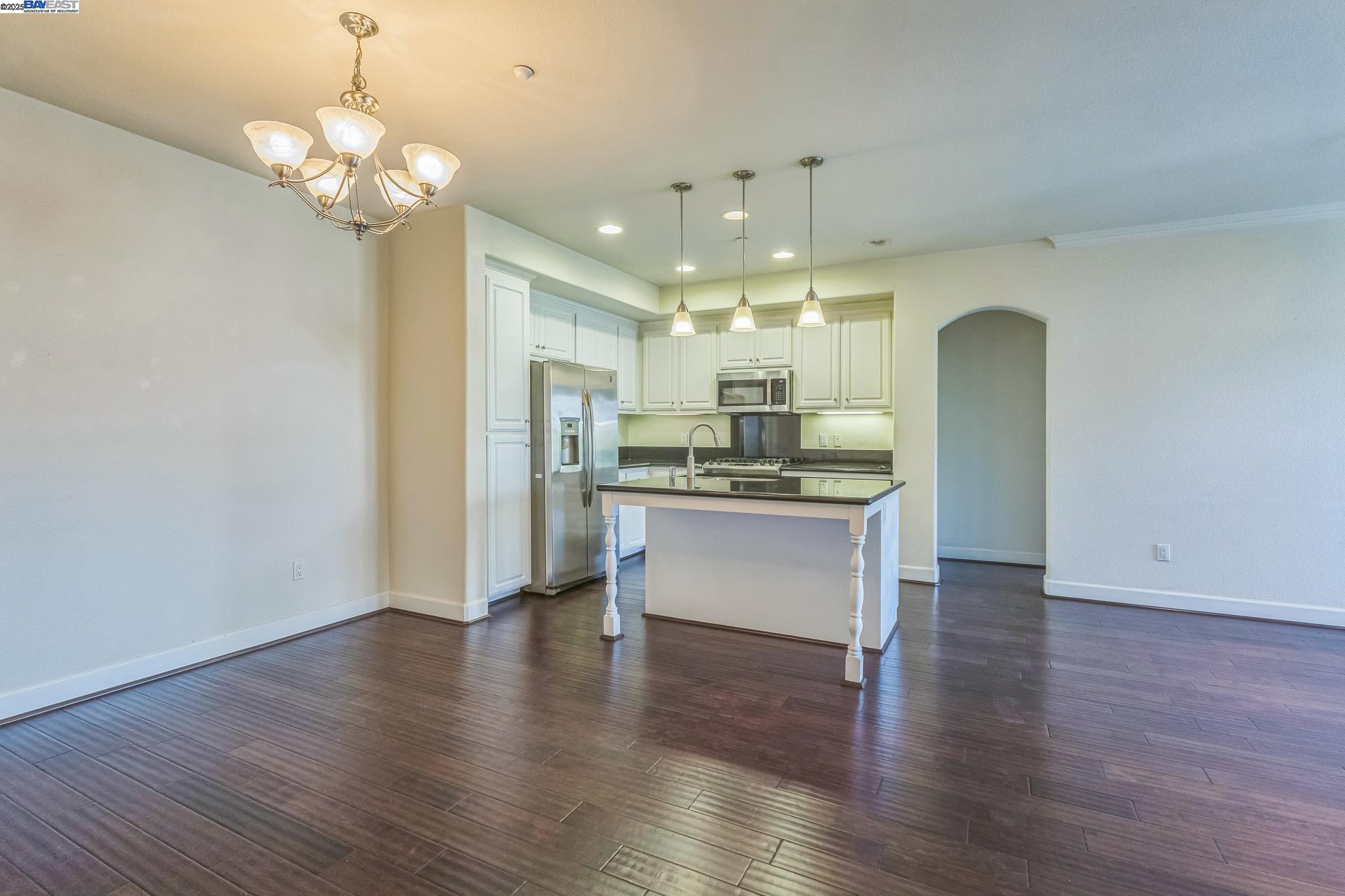 Detail Gallery Image 14 of 28 For 1837 Camino Leonor, San Jose,  CA 95131 - 2 Beds | 2 Baths