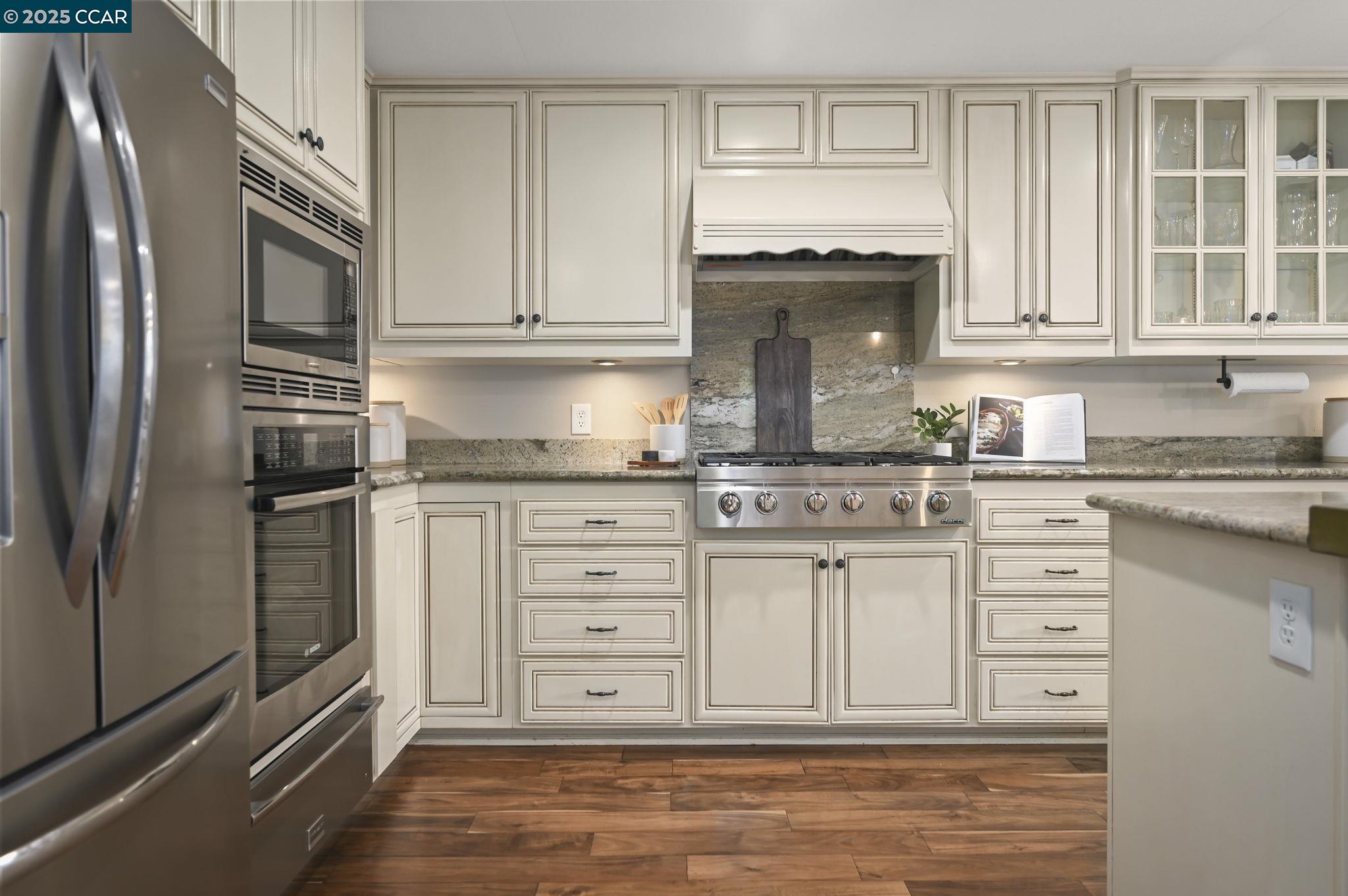 Detail Gallery Image 12 of 60 For 189 Donaleen Ct, Martinez,  CA 94553 - 4 Beds | 3 Baths