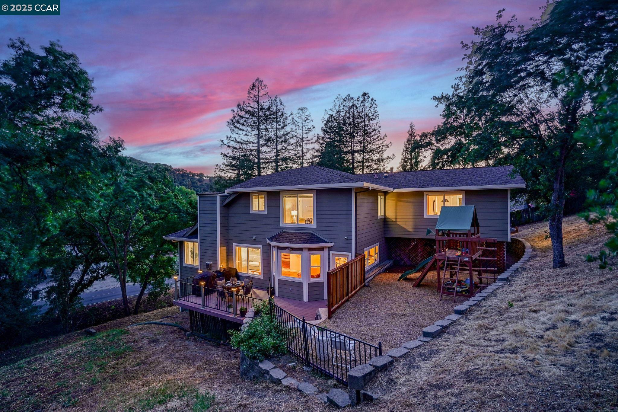 Detail Gallery Image 41 of 60 For 189 Donaleen Ct, Martinez,  CA 94553 - 4 Beds | 3 Baths