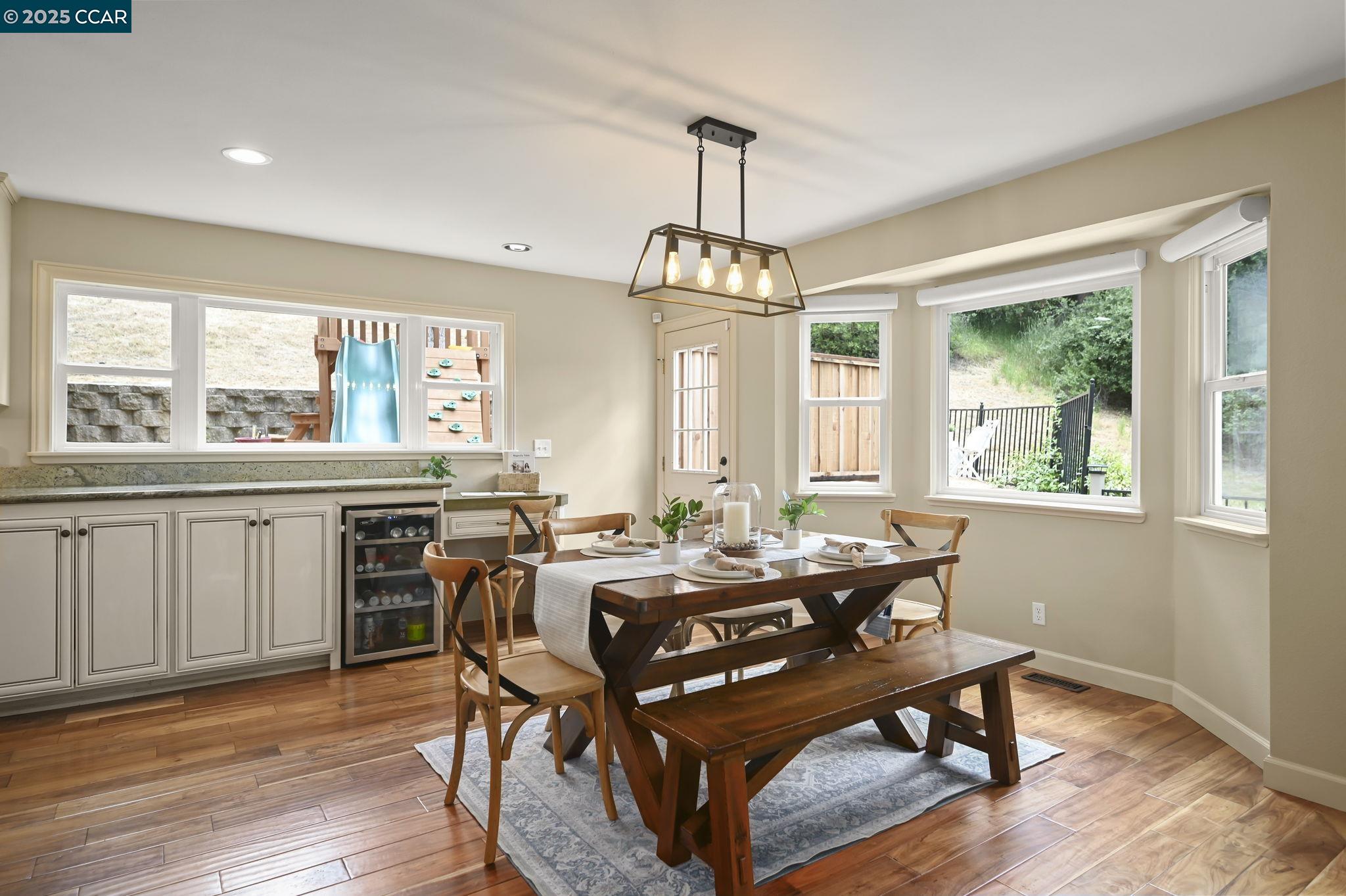 Detail Gallery Image 7 of 60 For 189 Donaleen Ct, Martinez,  CA 94553 - 4 Beds | 3 Baths