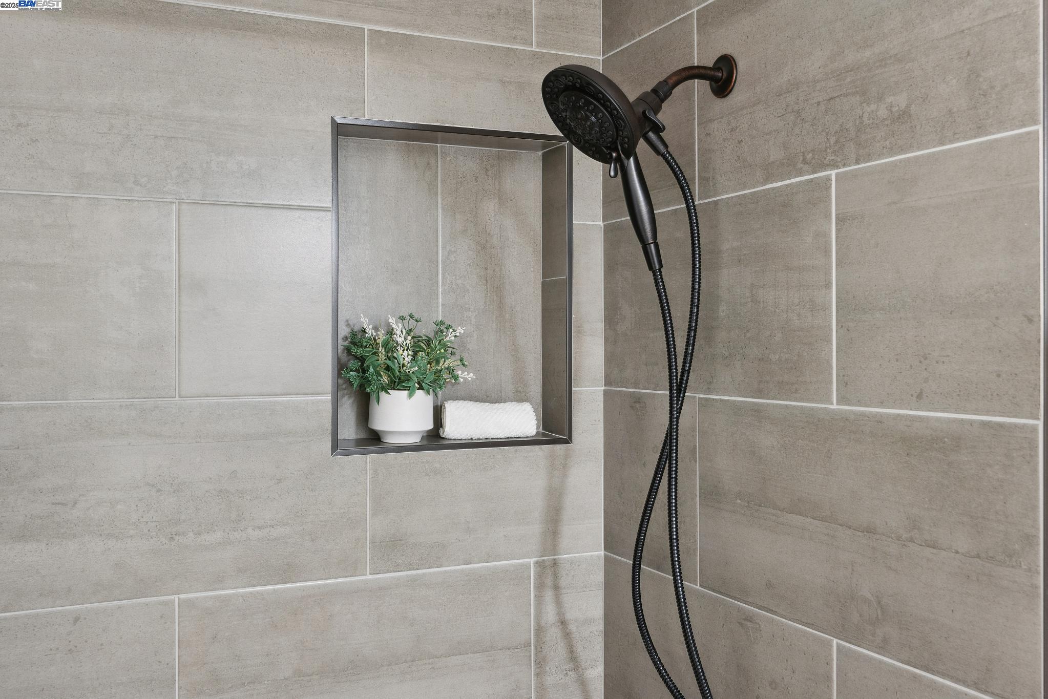 Detail Gallery Image 25 of 33 For 577 Dorothy Ln, Martinez,  CA 94553 - 3 Beds | 2 Baths