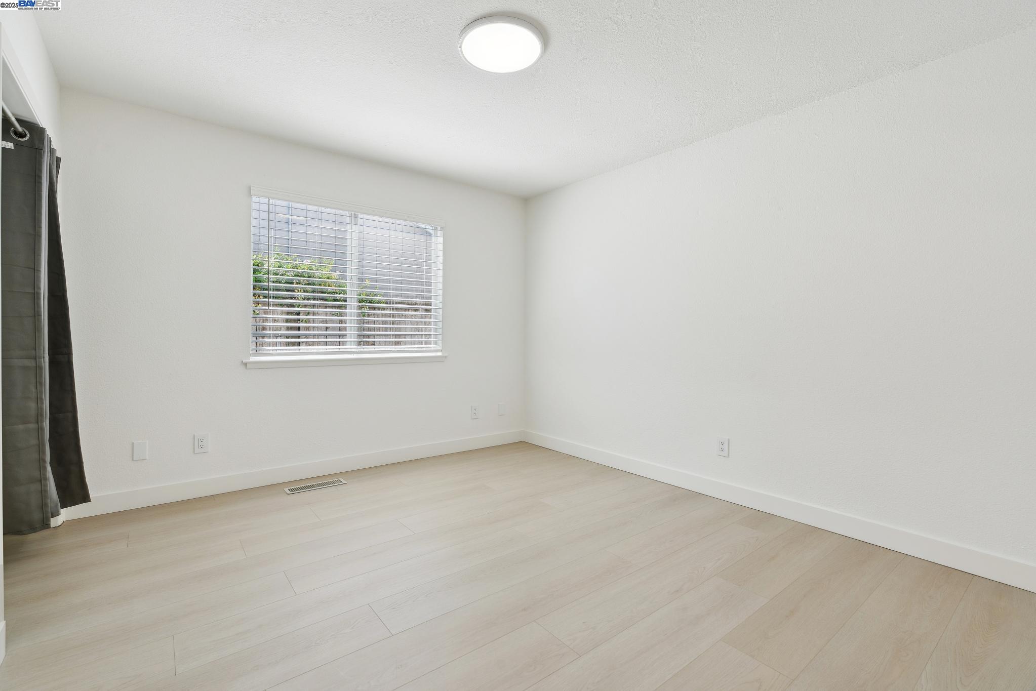 Detail Gallery Image 26 of 33 For 577 Dorothy Ln, Martinez,  CA 94553 - 3 Beds | 2 Baths