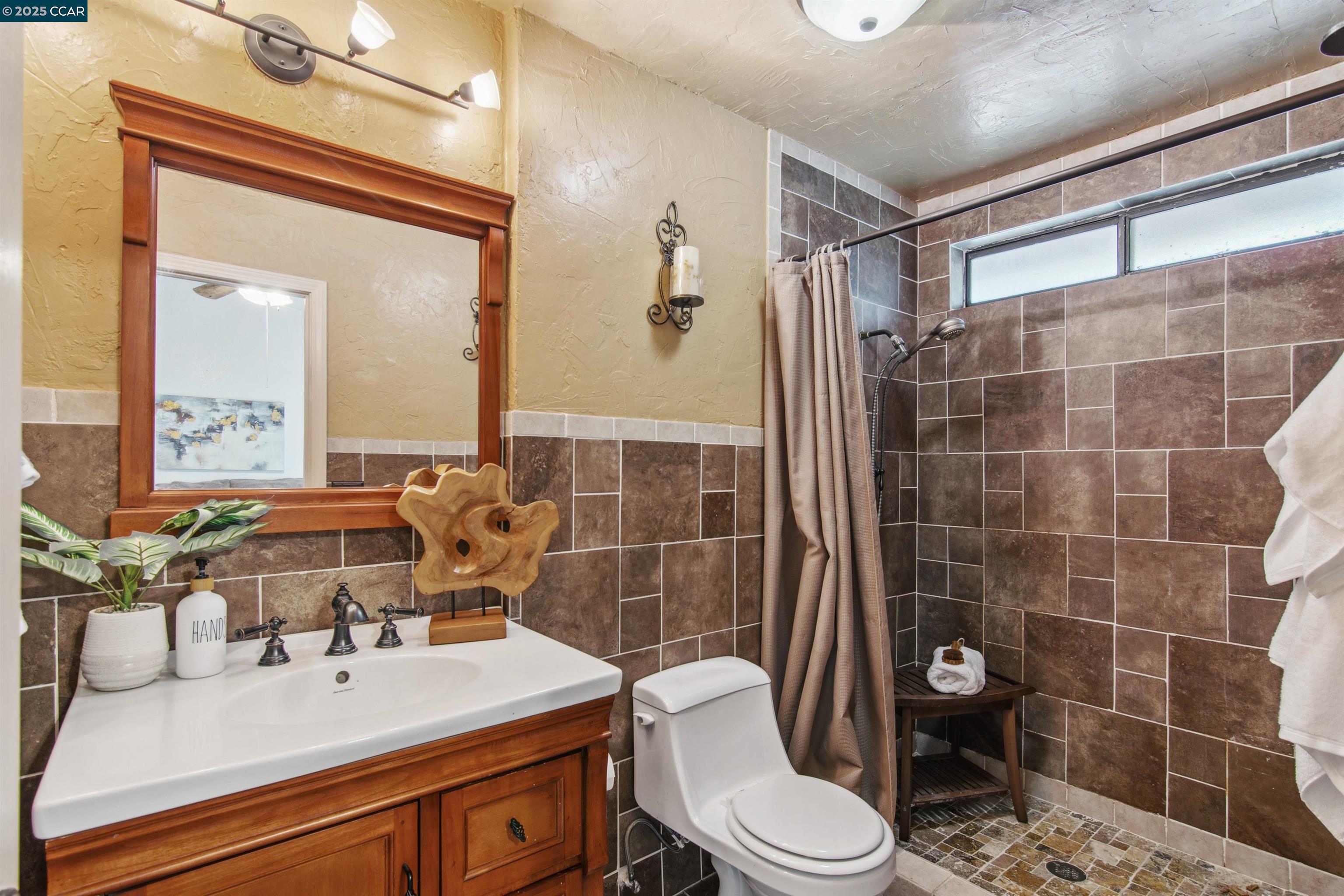 Detail Gallery Image 20 of 43 For 2628 Asilomar Dr, Antioch,  CA 94531 - 4 Beds | 2 Baths