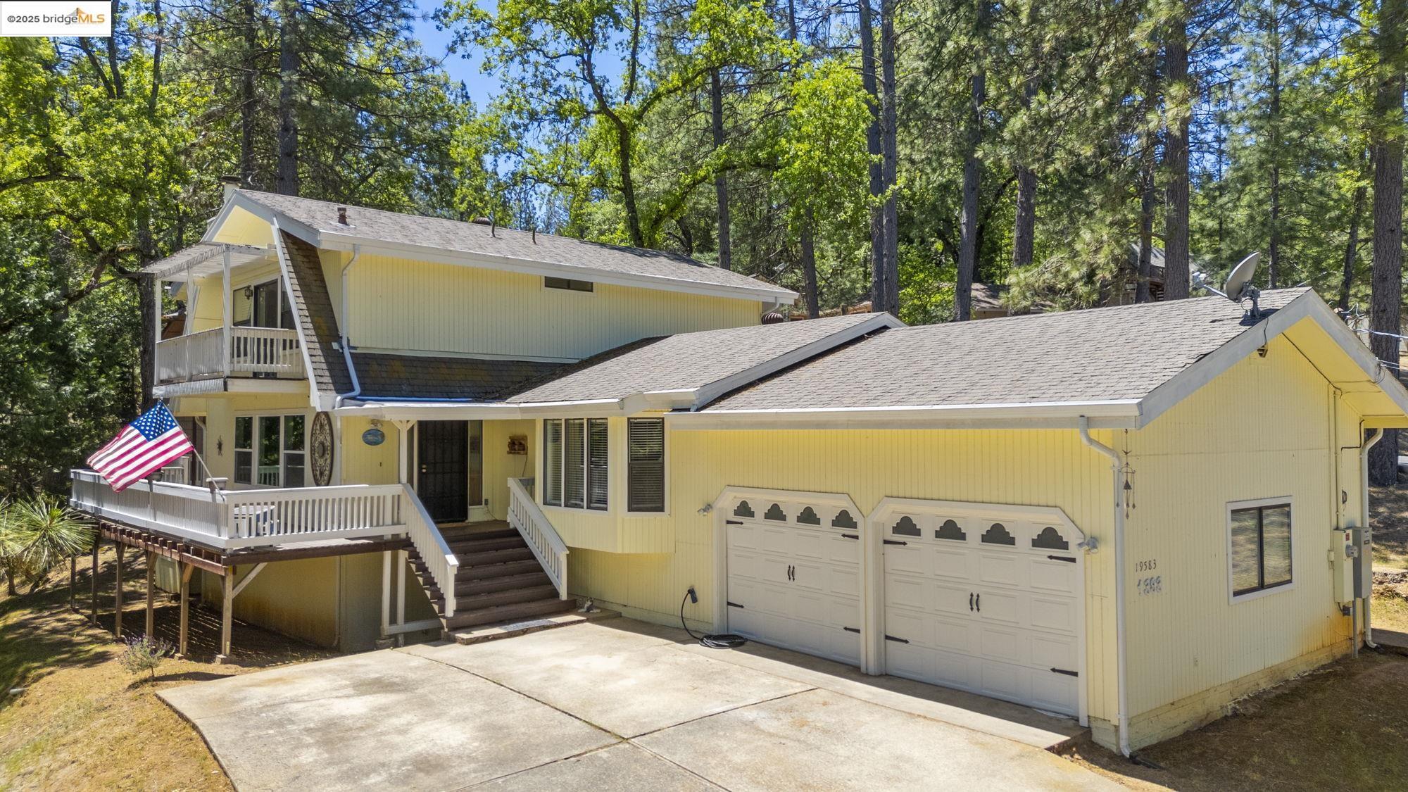 Detail Gallery Image 1 of 59 For 19583 Grizzly Circle, Groveland,  CA 95321-9320 - 4 Beds | 3/1 Baths
