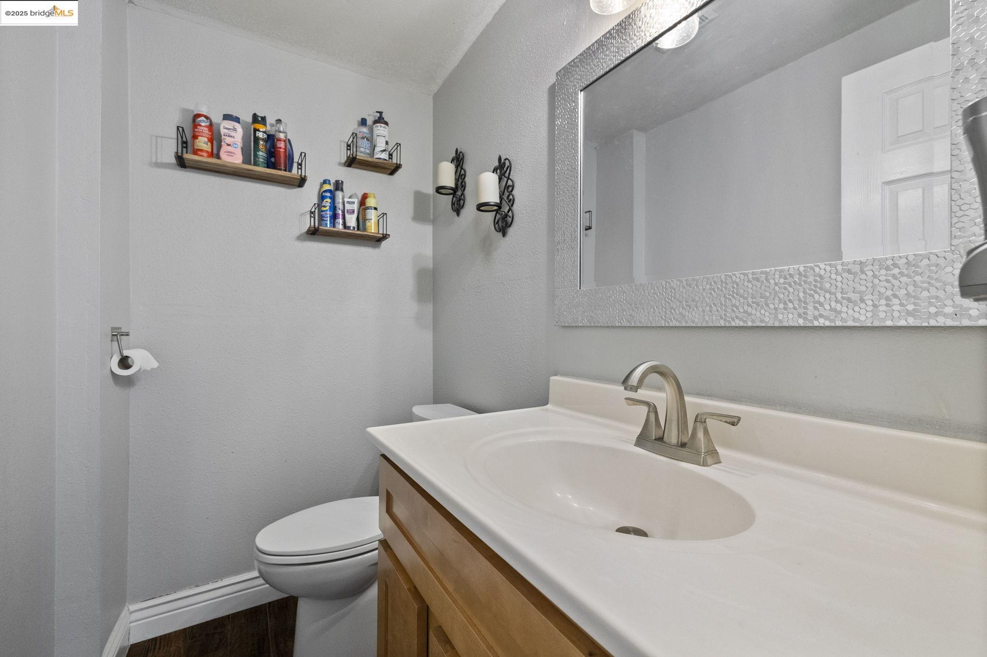 Detail Gallery Image 19 of 59 For 19583 Grizzly Circle, Groveland,  CA 95321-9320 - 4 Beds | 3/1 Baths