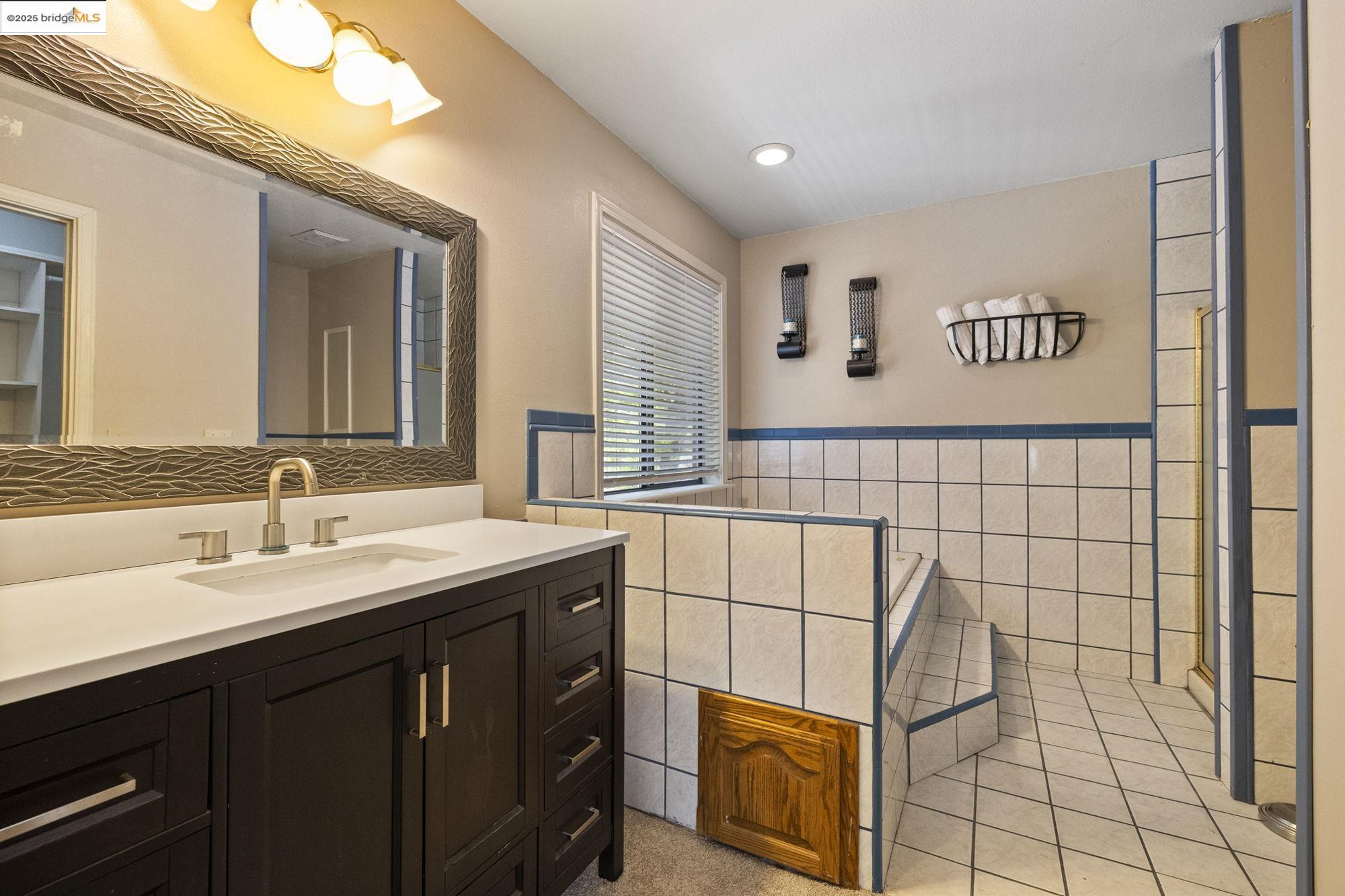 Detail Gallery Image 29 of 59 For 19583 Grizzly Circle, Groveland,  CA 95321-9320 - 4 Beds | 3/1 Baths