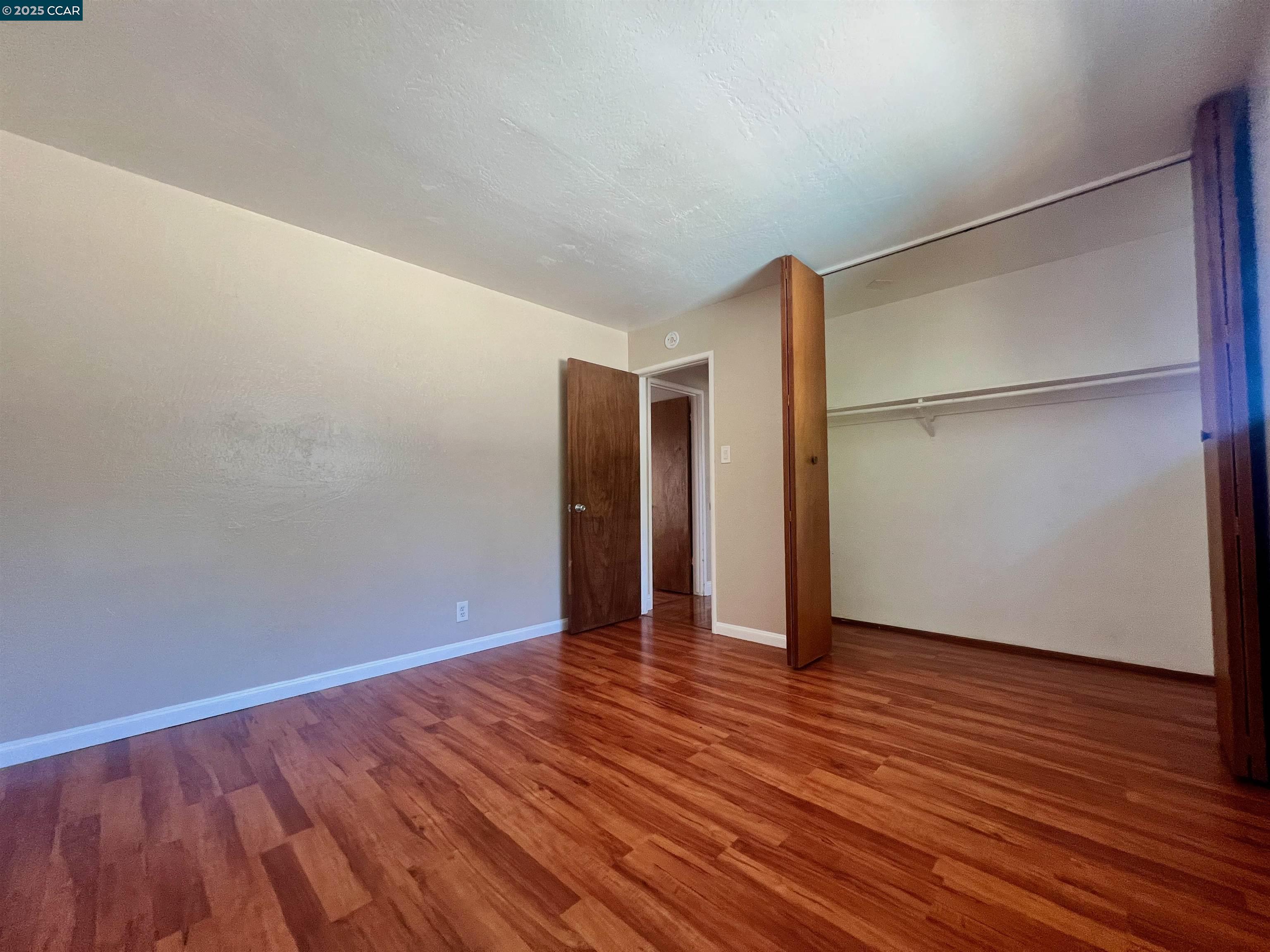 Detail Gallery Image 12 of 14 For 2546 Denning Ct, Castro Valley,  CA 94546 - 8 Beds | 4 Baths