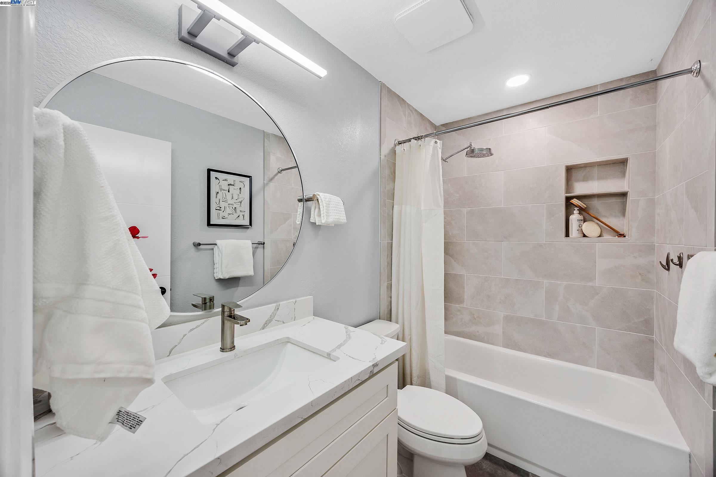 Detail Gallery Image 20 of 33 For 2236 Oakland Ave, Pleasanton,  CA 94588 - 3 Beds | 2/1 Baths