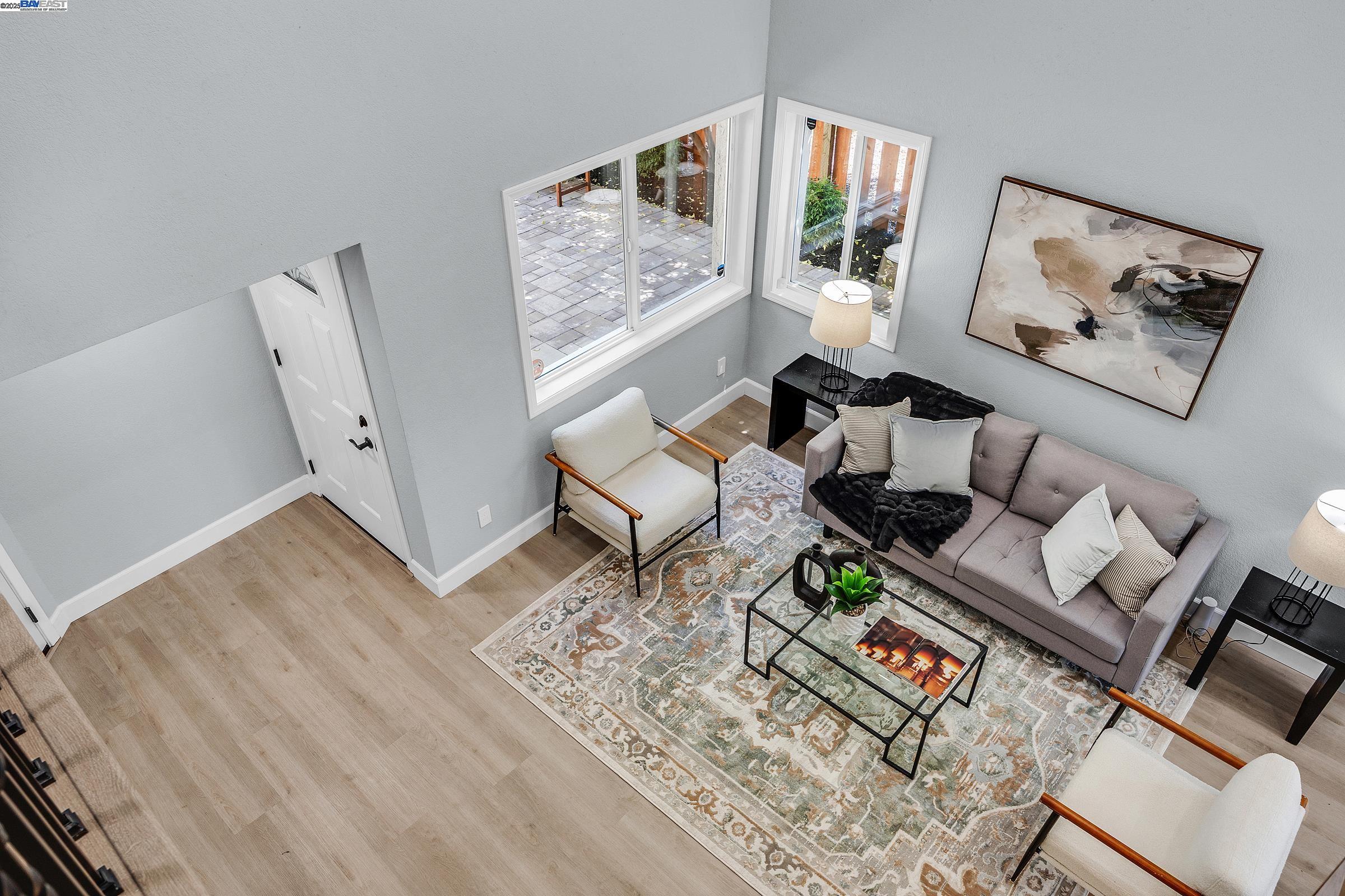 Detail Gallery Image 5 of 33 For 2236 Oakland Ave, Pleasanton,  CA 94588 - 3 Beds | 2/1 Baths
