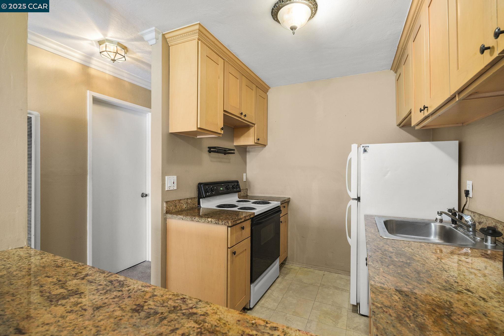 Detail Gallery Image 7 of 22 For 4081 Clayton Rd #202,  Concord,  CA 94521 - 1 Beds | 1 Baths