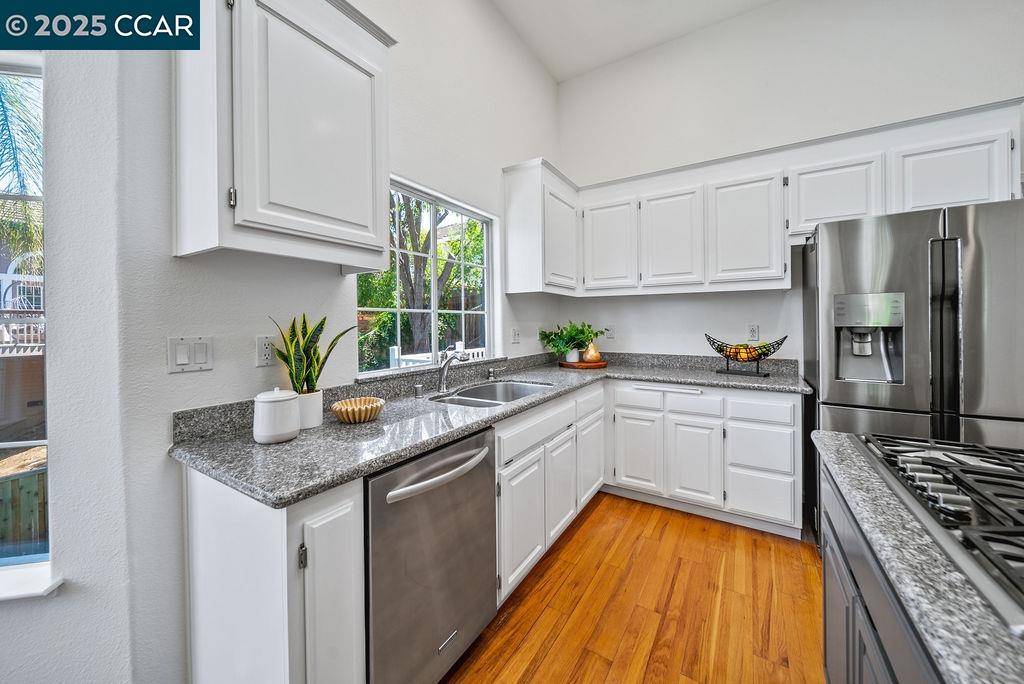 Detail Gallery Image 25 of 59 For 1120 Keith Drive, Concord,  CA 94518 - 4 Beds | 3 Baths