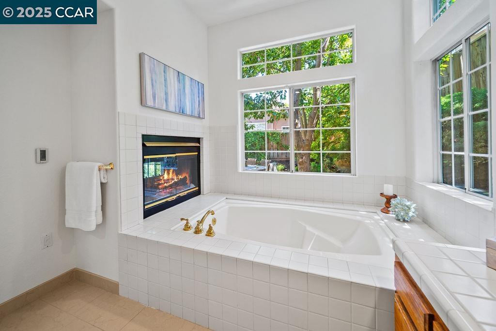 Detail Gallery Image 9 of 59 For 1120 Keith Drive, Concord,  CA 94518 - 4 Beds | 3 Baths