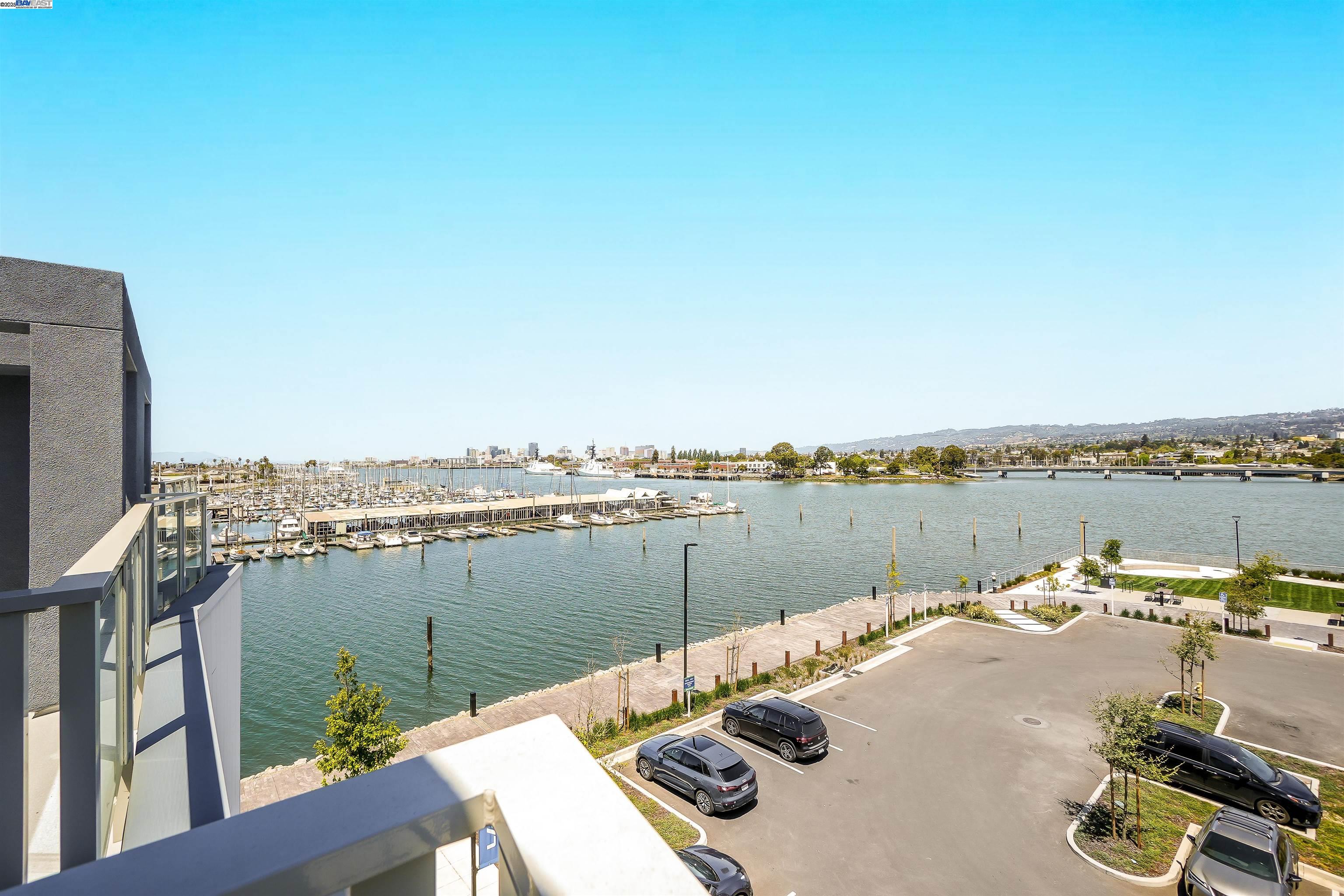 Detail Gallery Image 48 of 60 For 2260 Stanford Street, Alameda,  CA 94501 - 3 Beds | 3/1 Baths