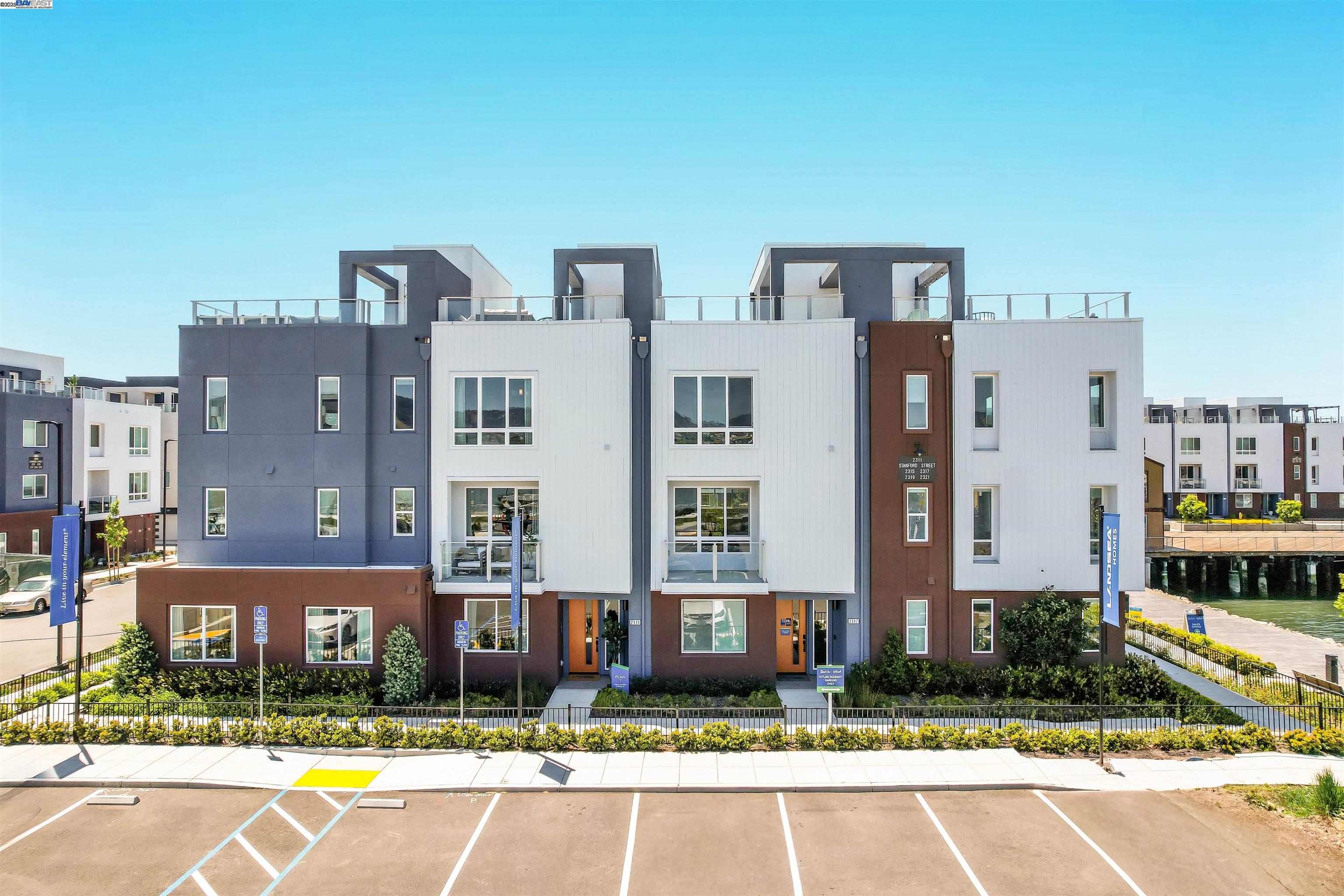 Detail Gallery Image 50 of 60 For 2260 Stanford Street, Alameda,  CA 94501 - 3 Beds | 3/1 Baths