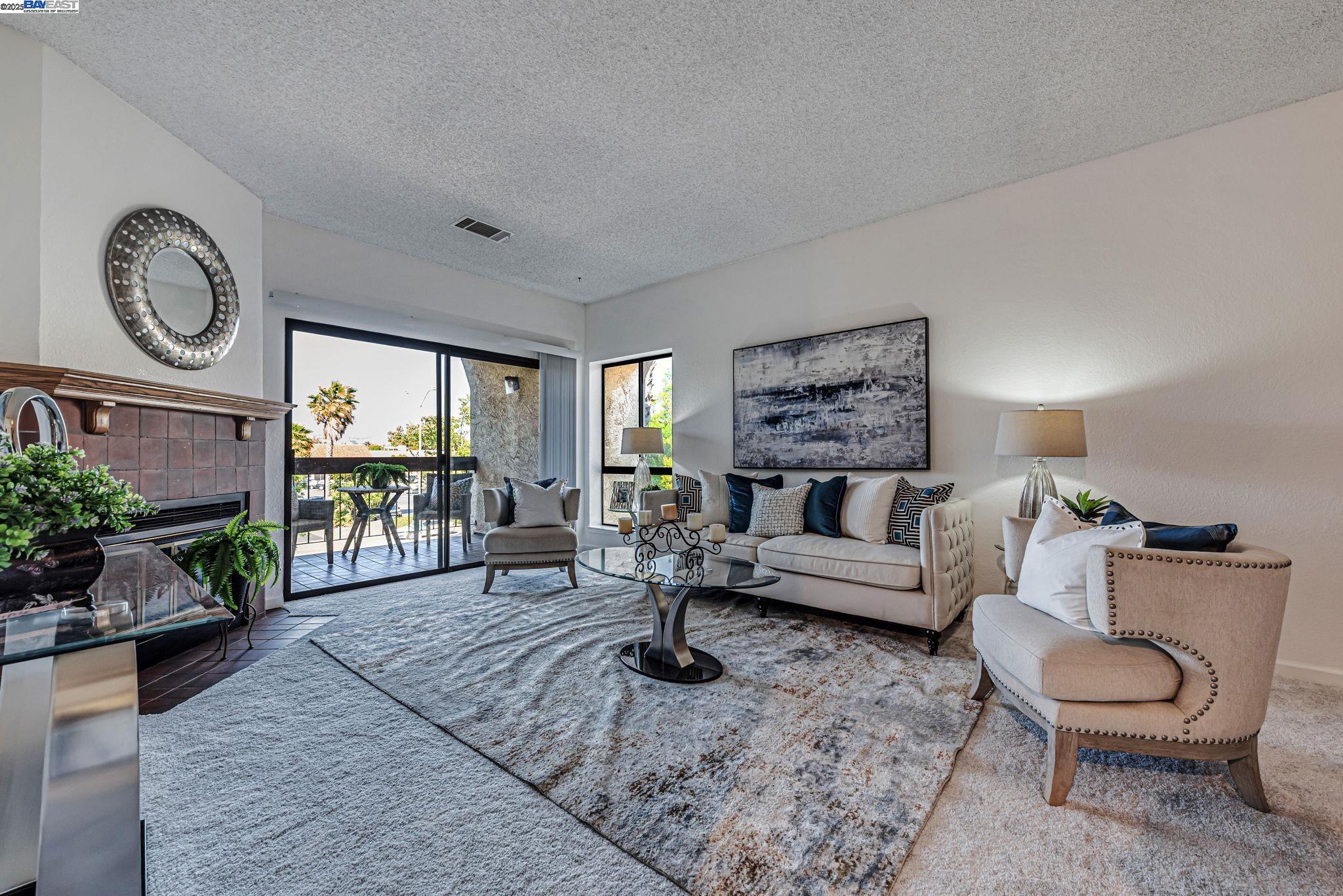 Detail Gallery Image 4 of 33 For 39931 Cedar Blvd #301,  Newark,  CA 94560 - 2 Beds | 2 Baths