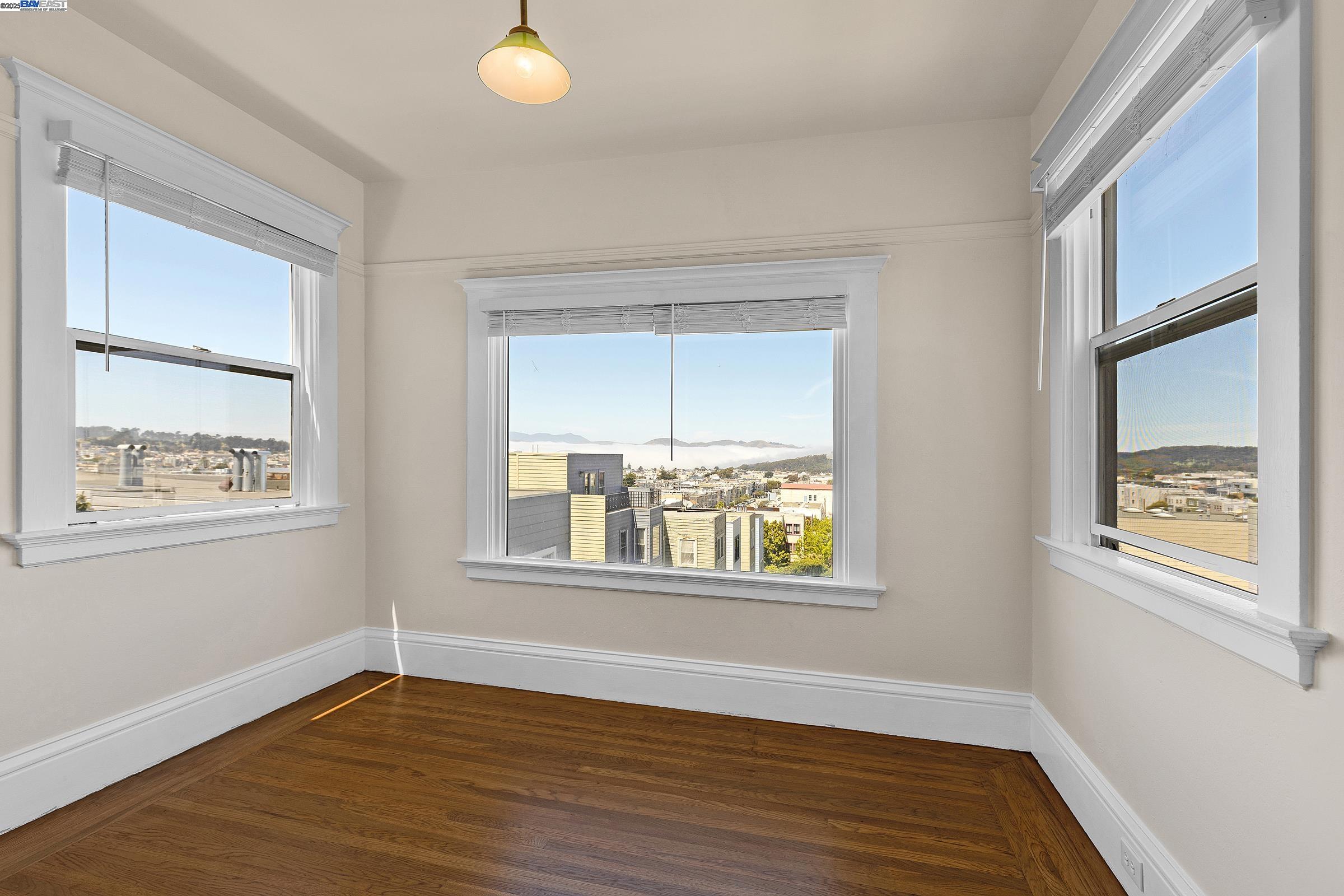 Detail Gallery Image 13 of 38 For 4134-4136 Fulton St, San Francisco,  CA 94121 - – Beds | – Baths
