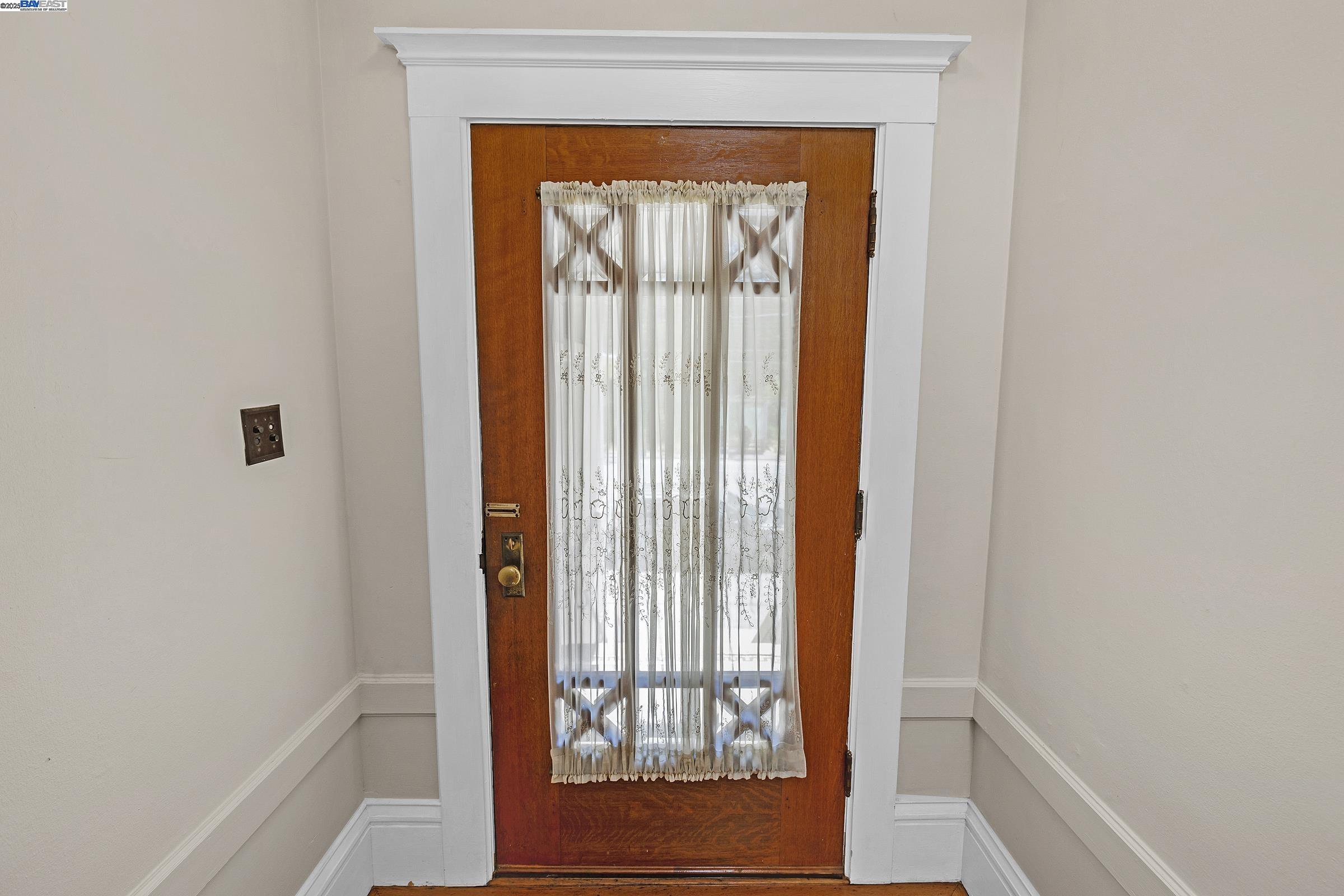 Detail Gallery Image 3 of 38 For 4134-4136 Fulton St, San Francisco,  CA 94121 - – Beds | – Baths