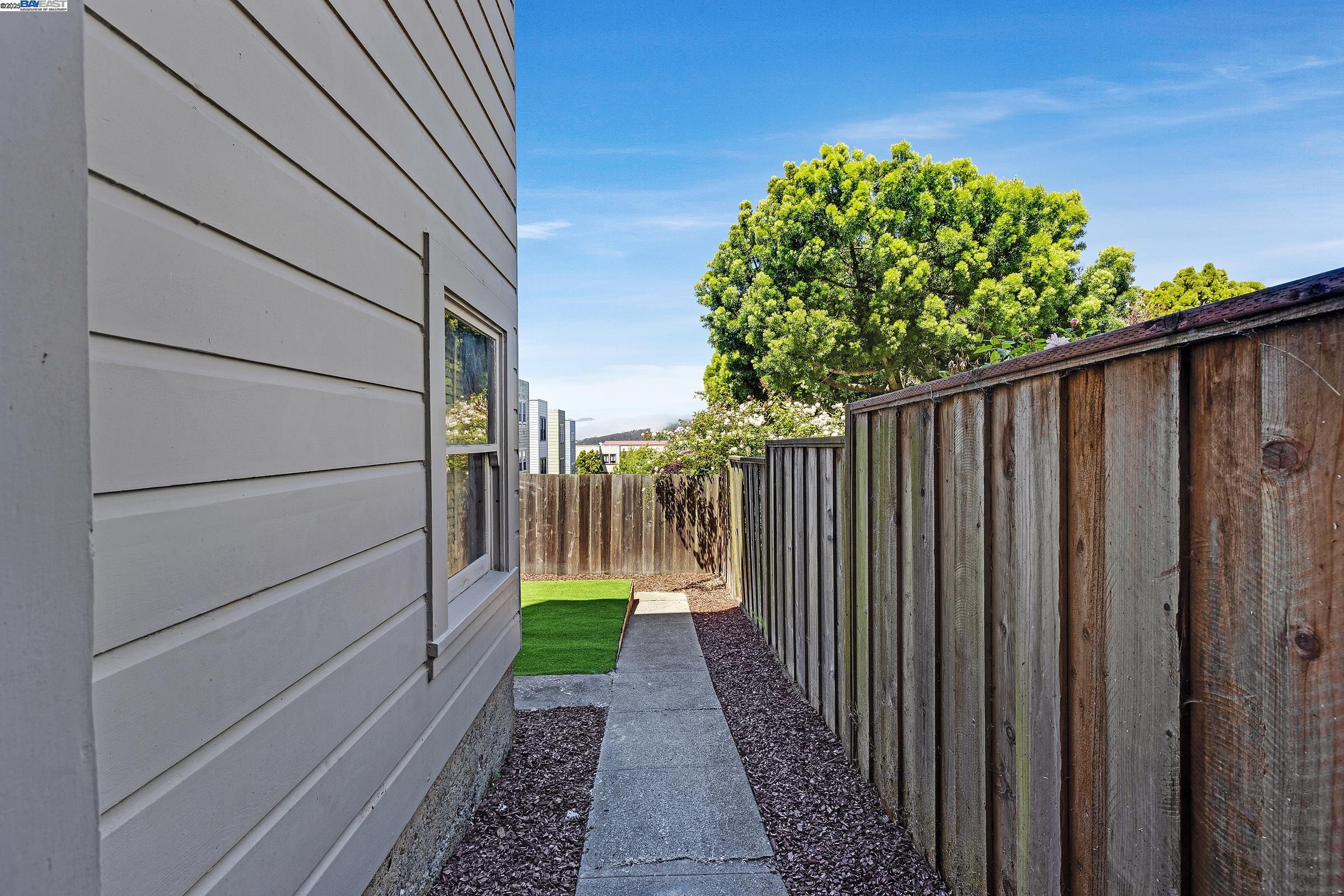 Detail Gallery Image 25 of 38 For 4134-4136 Fulton St, San Francisco,  CA 94121 - – Beds | – Baths