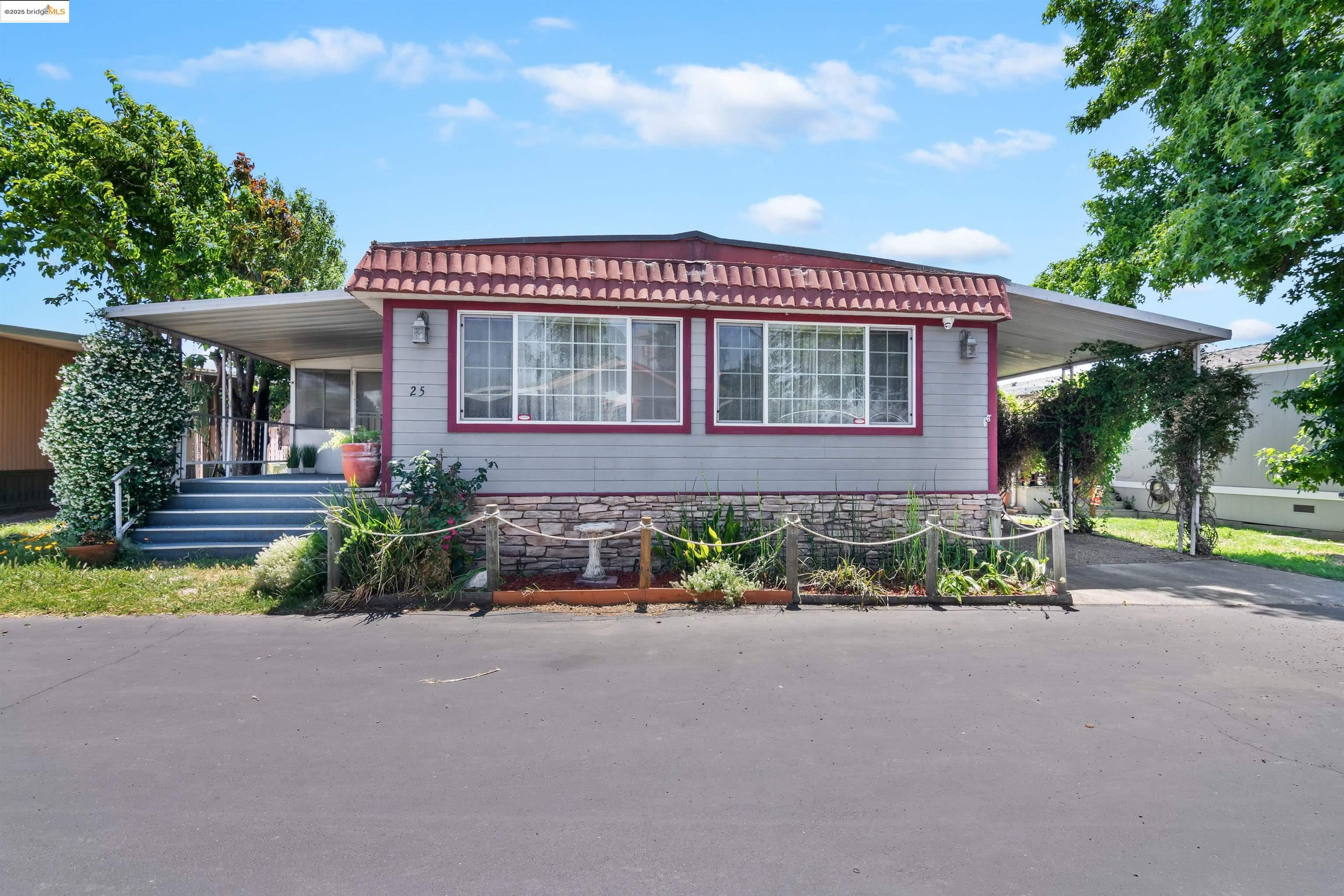 Detail Gallery Image 1 of 45 For 3505 Gateway Rd 25e,  Bethel Island,  CA 94511 - 2 Beds | 2 Baths