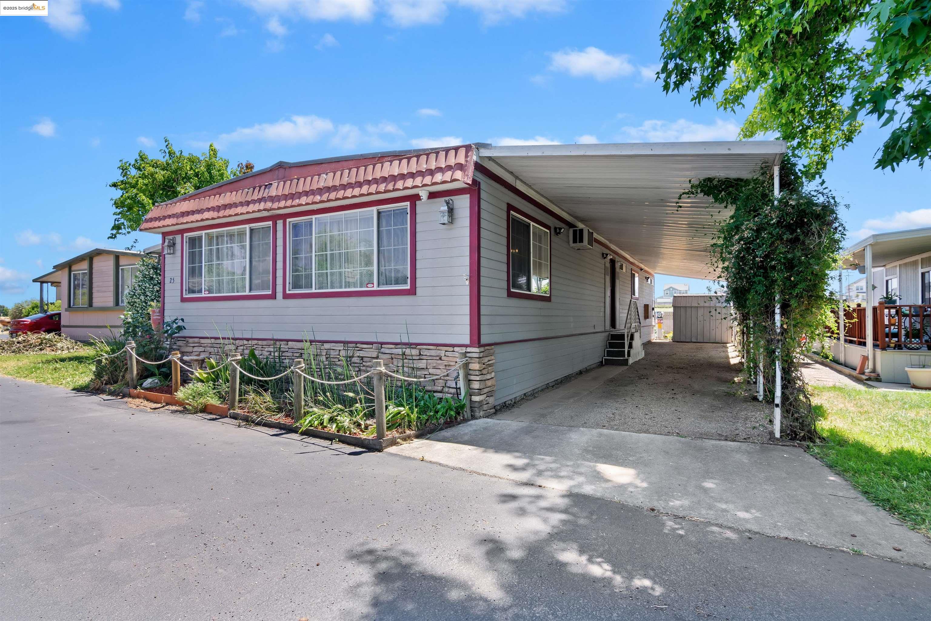 Detail Gallery Image 2 of 45 For 3505 Gateway Rd 25e,  Bethel Island,  CA 94511 - 2 Beds | 2 Baths