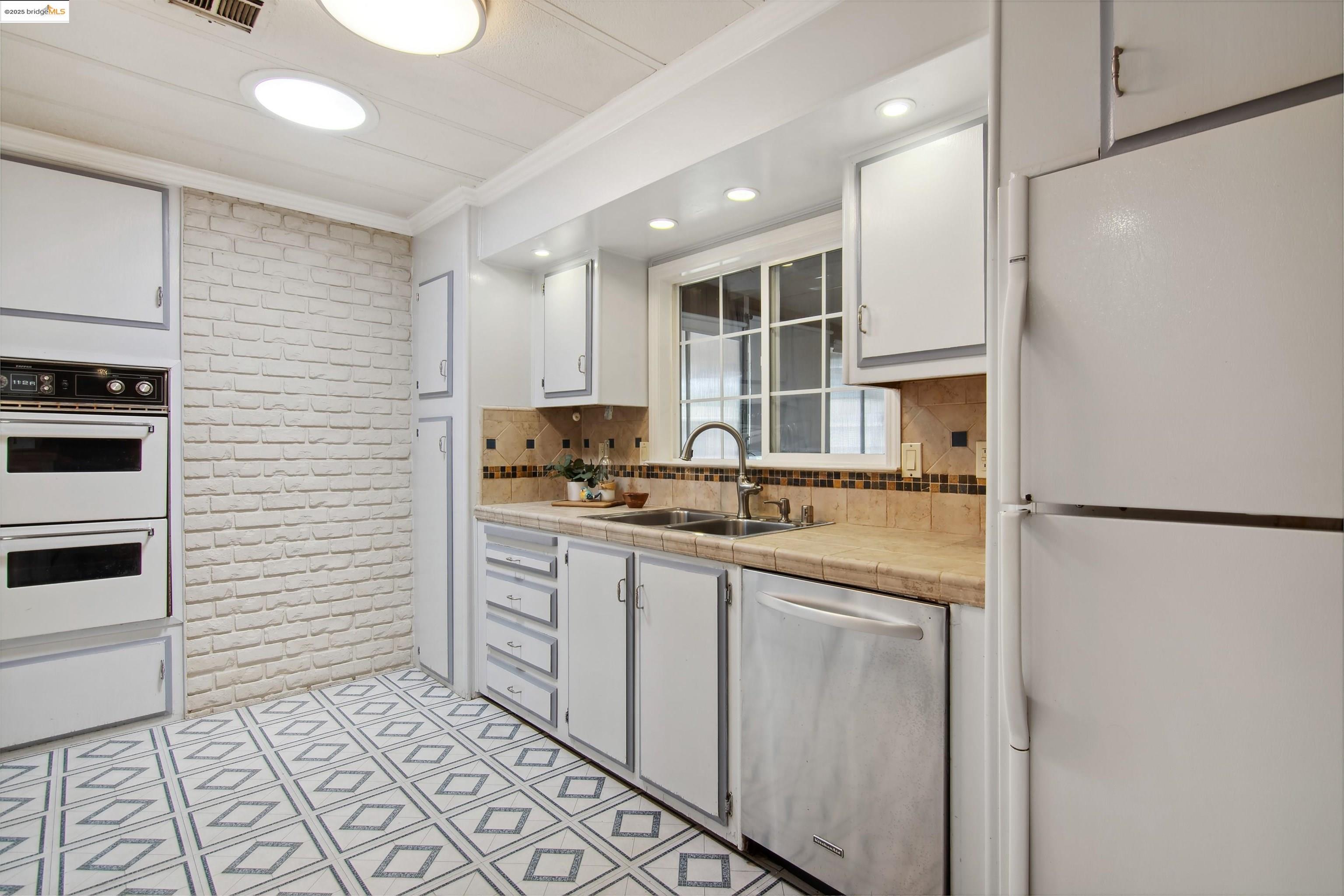 Detail Gallery Image 18 of 45 For 3505 Gateway Rd 25e,  Bethel Island,  CA 94511 - 2 Beds | 2 Baths