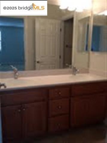 Detail Gallery Image 11 of 15 For 86 Bottlebrush Ct, Oakley,  CA 94561 - 5 Beds | 4/1 Baths