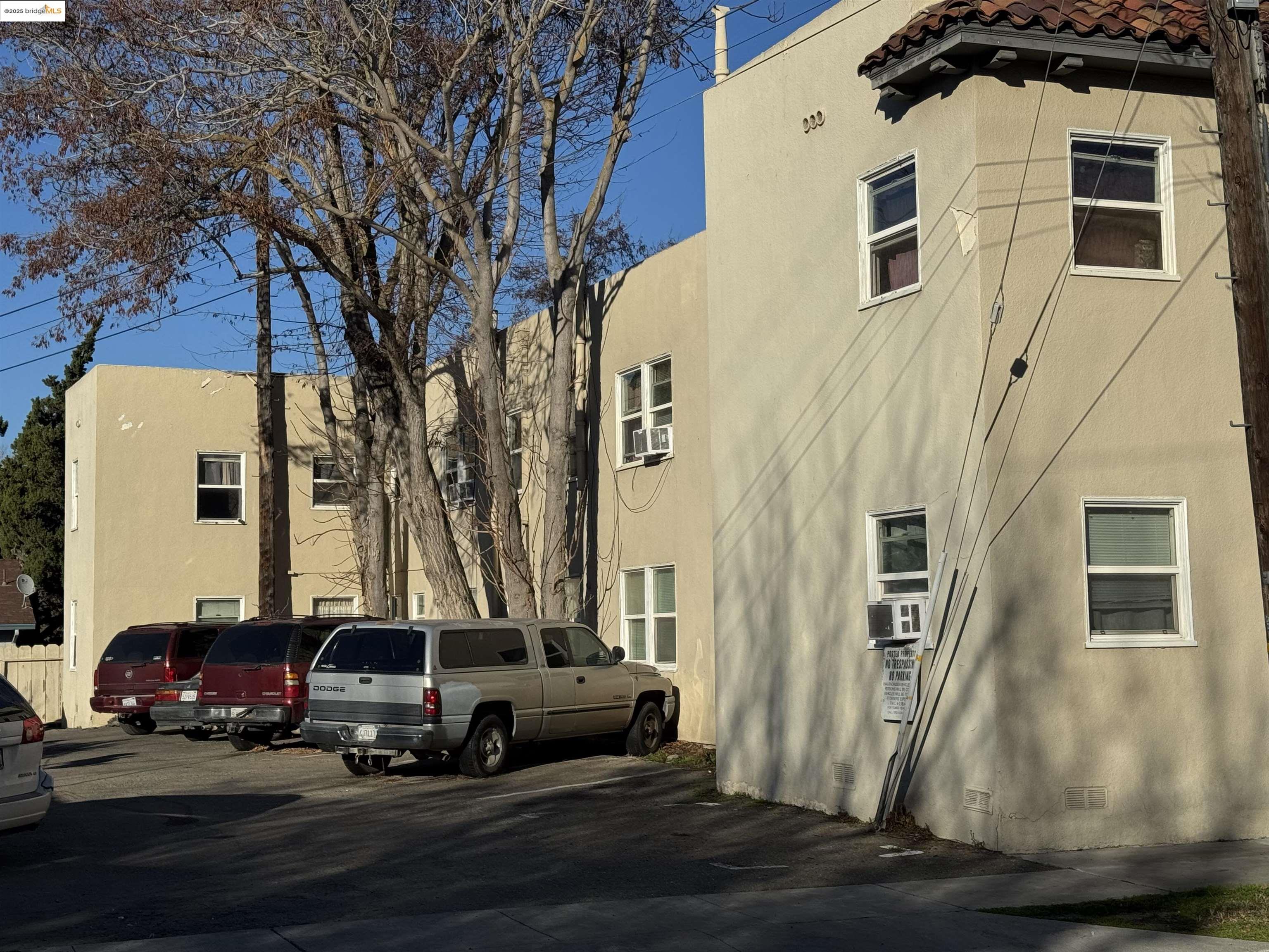 Detail Gallery Image 4 of 9 For 333 W 9th St, Tracy,  CA 95376 - – Beds | – Baths