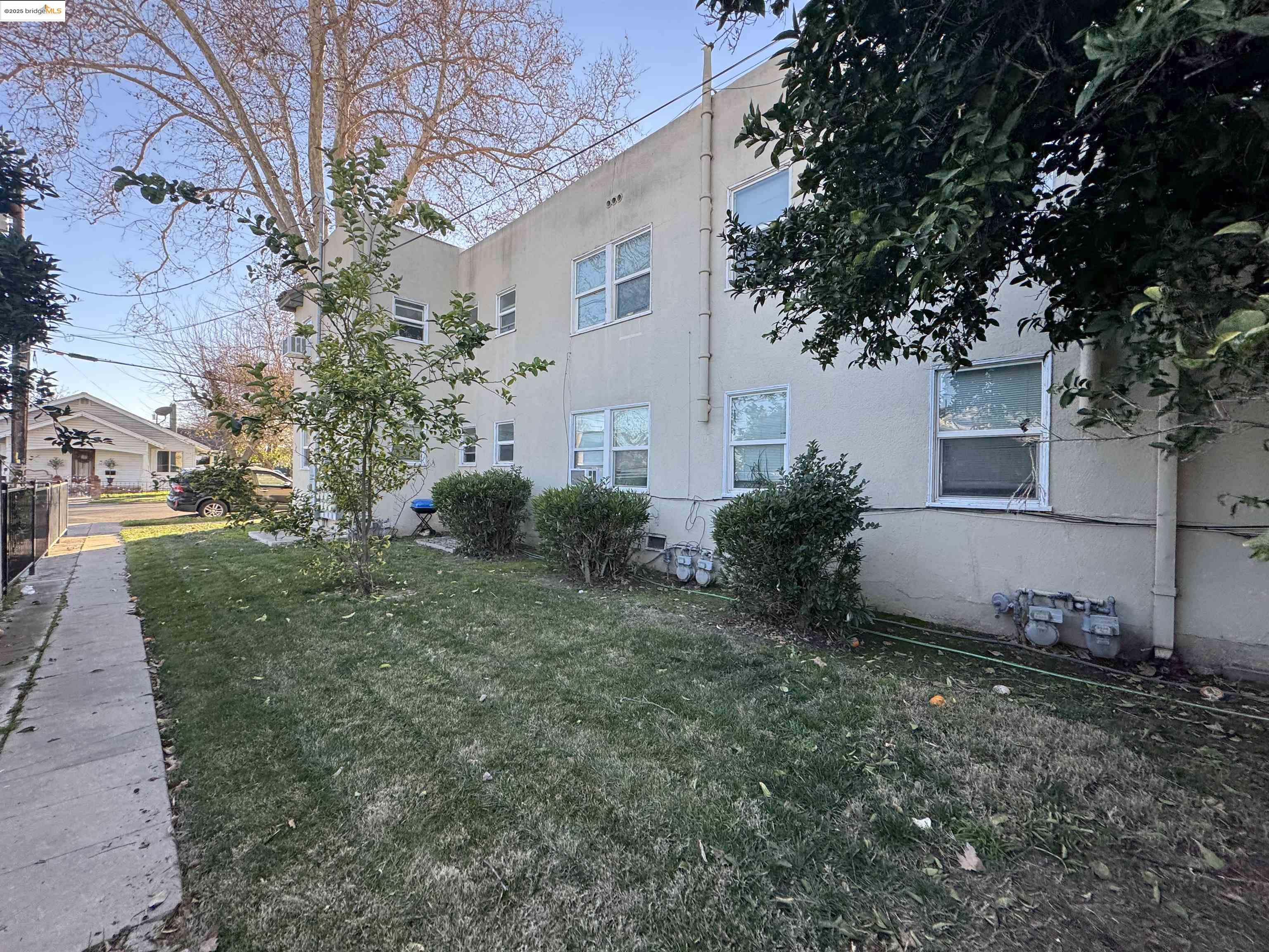 Detail Gallery Image 9 of 9 For 333 W 9th St, Tracy,  CA 95376 - – Beds | – Baths