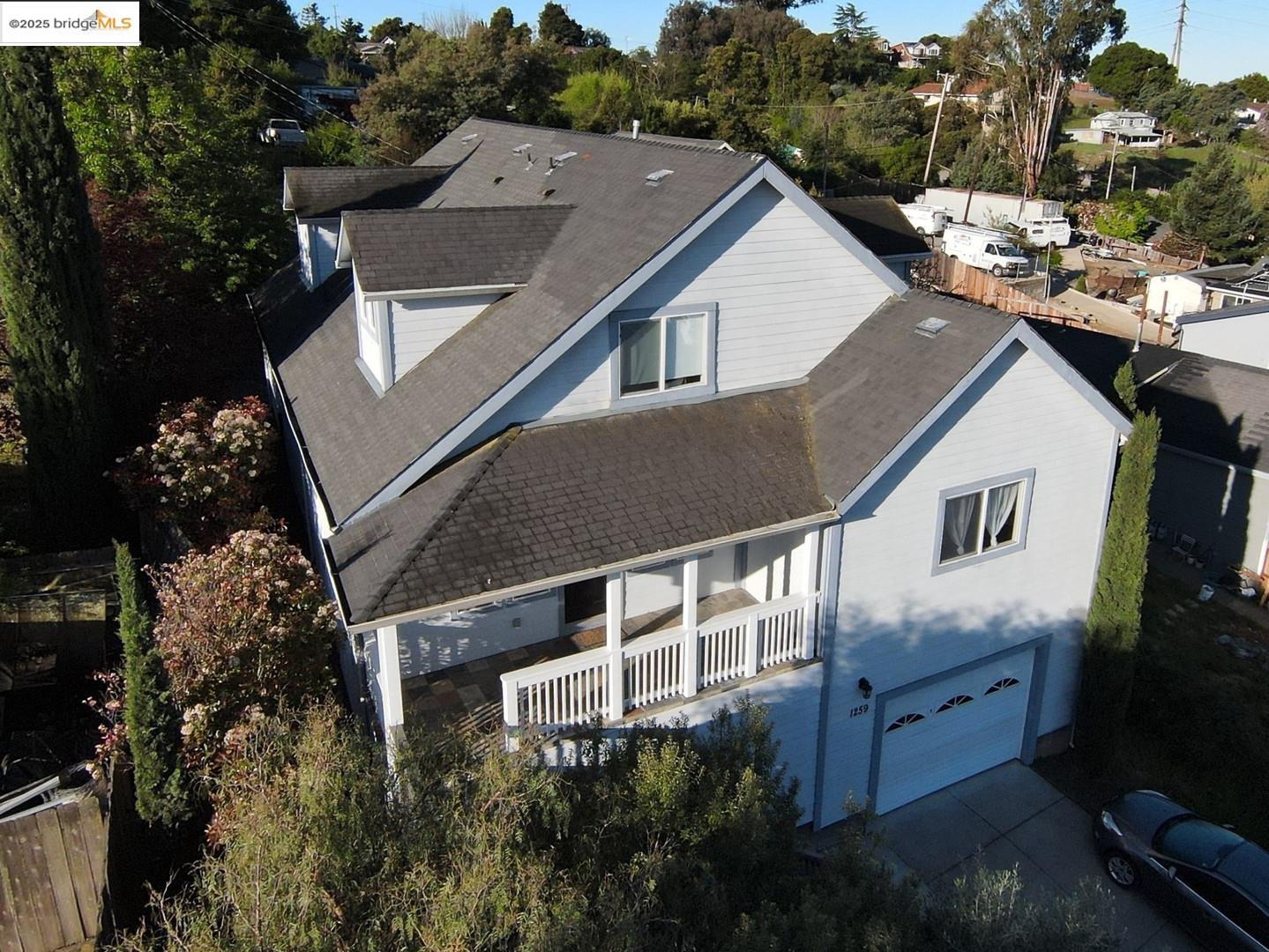 Detail Gallery Image 1 of 33 For 1259 Fulton Ave, Vallejo,  CA 94591 - 5 Beds | 4 Baths