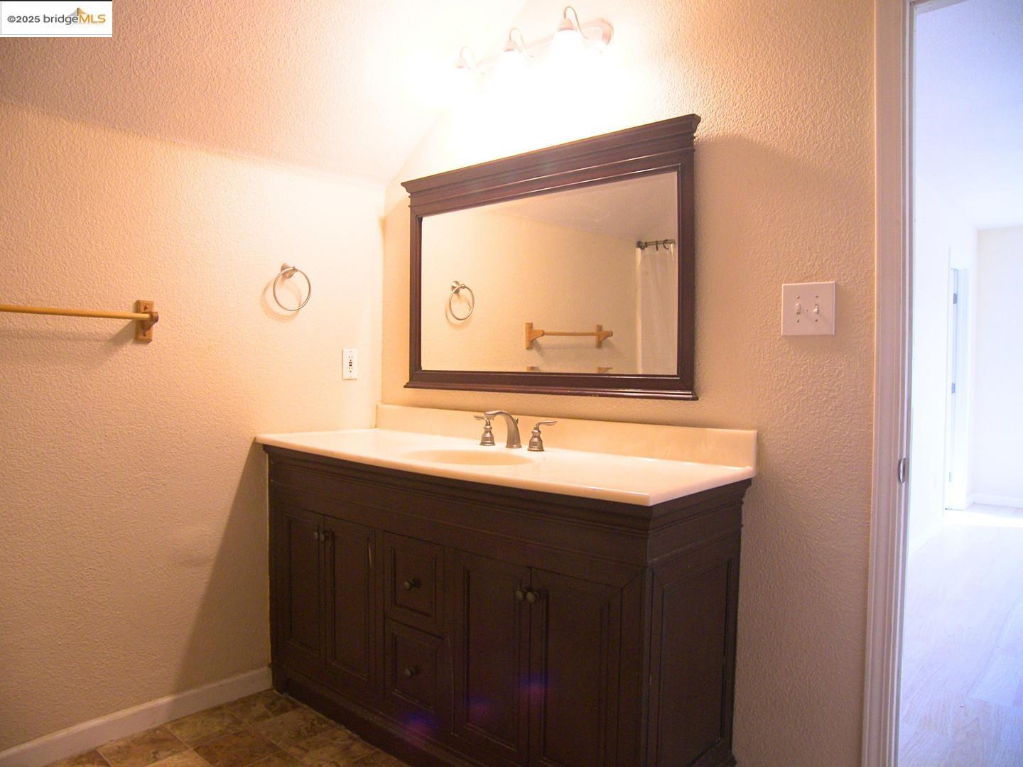 Detail Gallery Image 26 of 33 For 1259 Fulton Ave, Vallejo,  CA 94591 - 5 Beds | 4 Baths