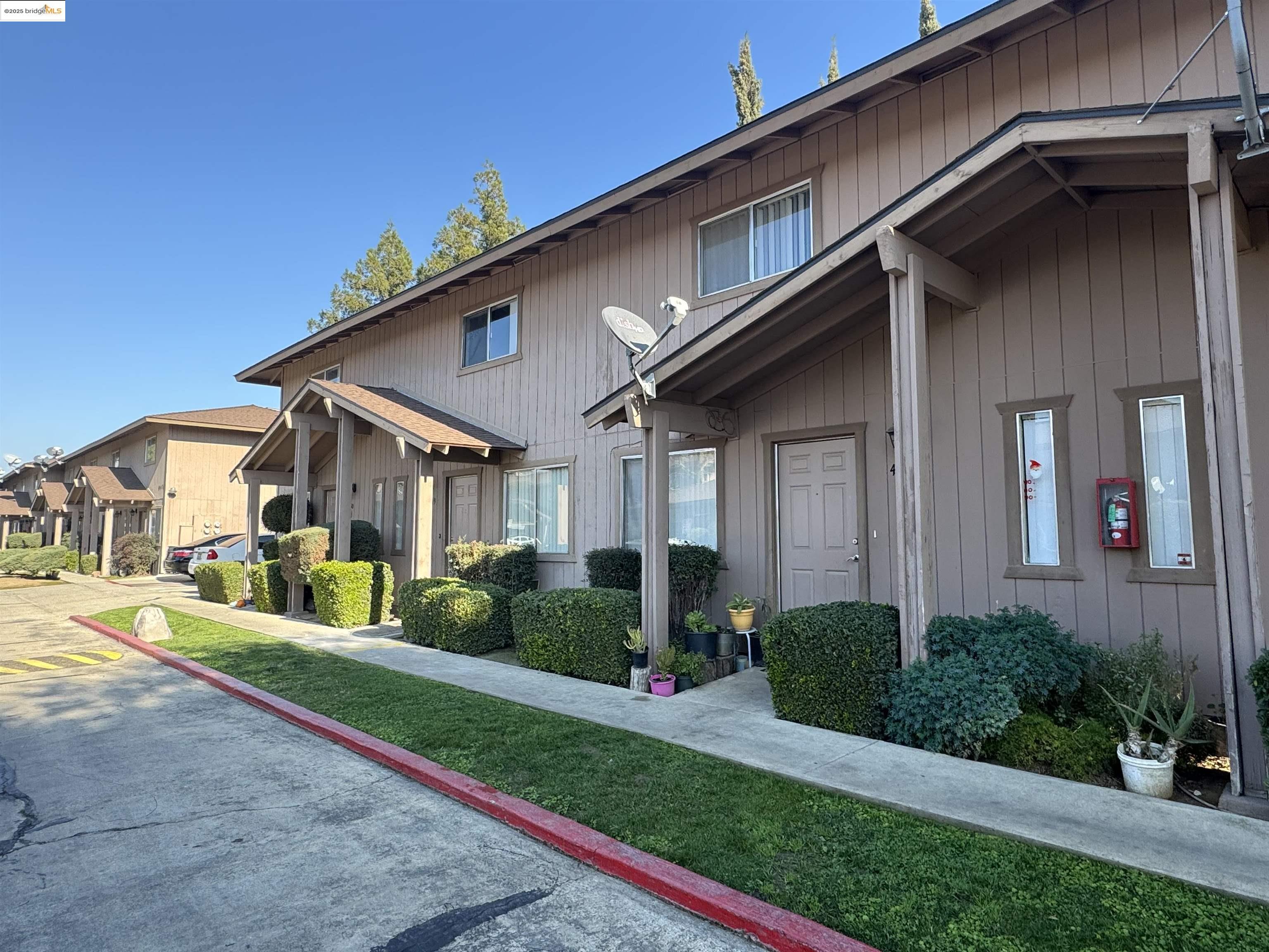 Detail Gallery Image 14 of 27 For 2157 Yosemite Pkwy, Merced,  CA 95340 - – Beds | – Baths