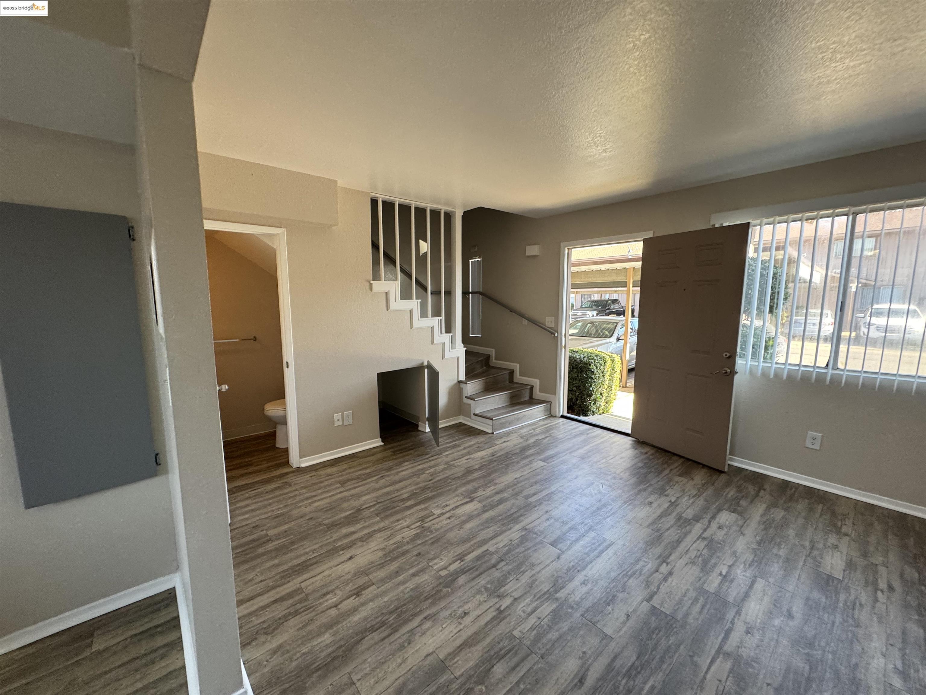Detail Gallery Image 15 of 27 For 2157 Yosemite Pkwy, Merced,  CA 95340 - – Beds | – Baths