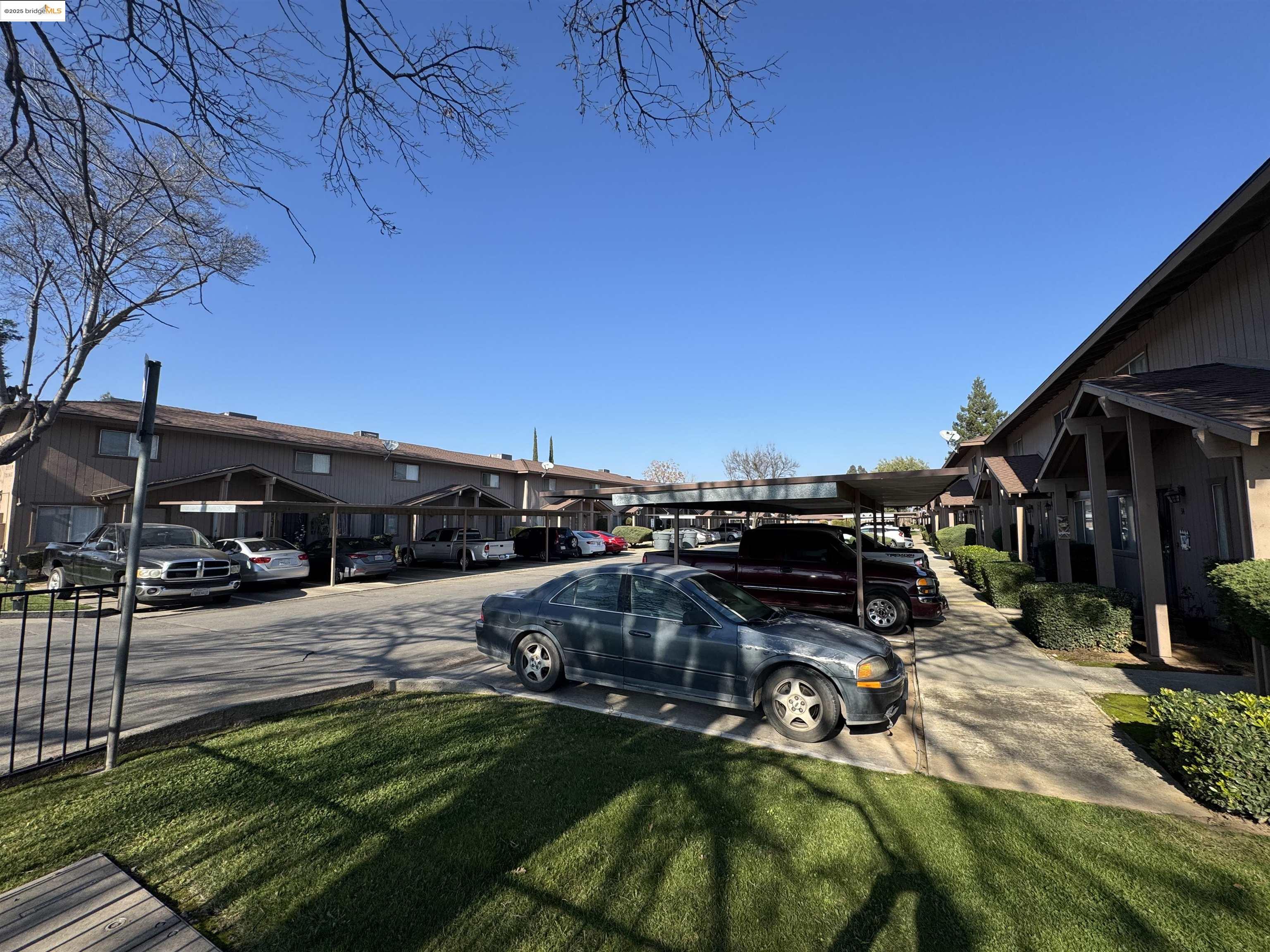 Detail Gallery Image 6 of 27 For 2157 Yosemite Pkwy, Merced,  CA 95340 - – Beds | – Baths
