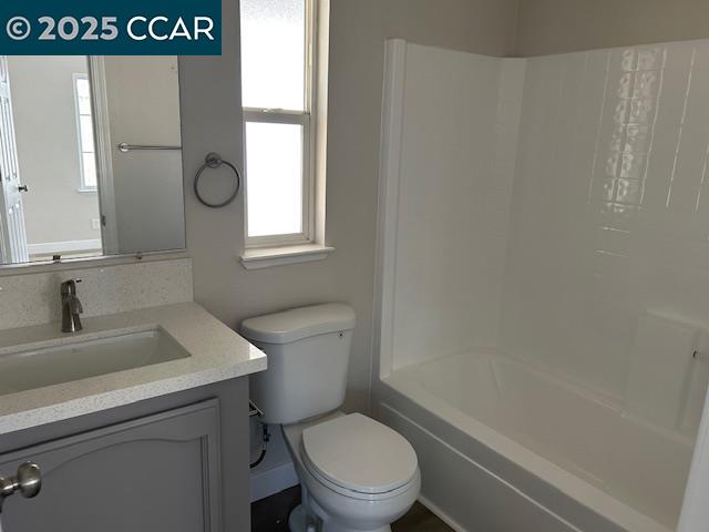 Detail Gallery Image 8 of 21 For 43 the Trees Drive, Concord,  CA 94518 - 3 Beds | 2 Baths