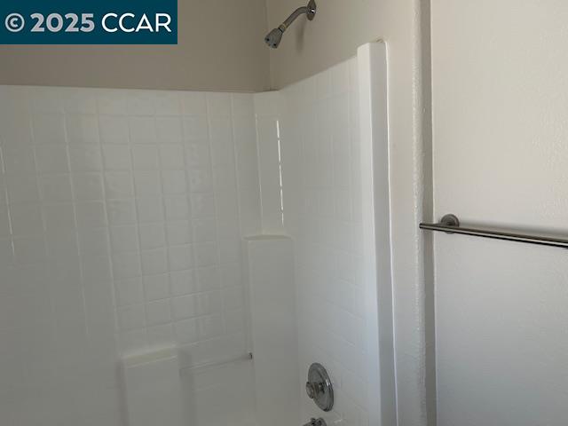 Detail Gallery Image 9 of 21 For 43 the Trees Drive, Concord,  CA 94518 - 3 Beds | 2 Baths