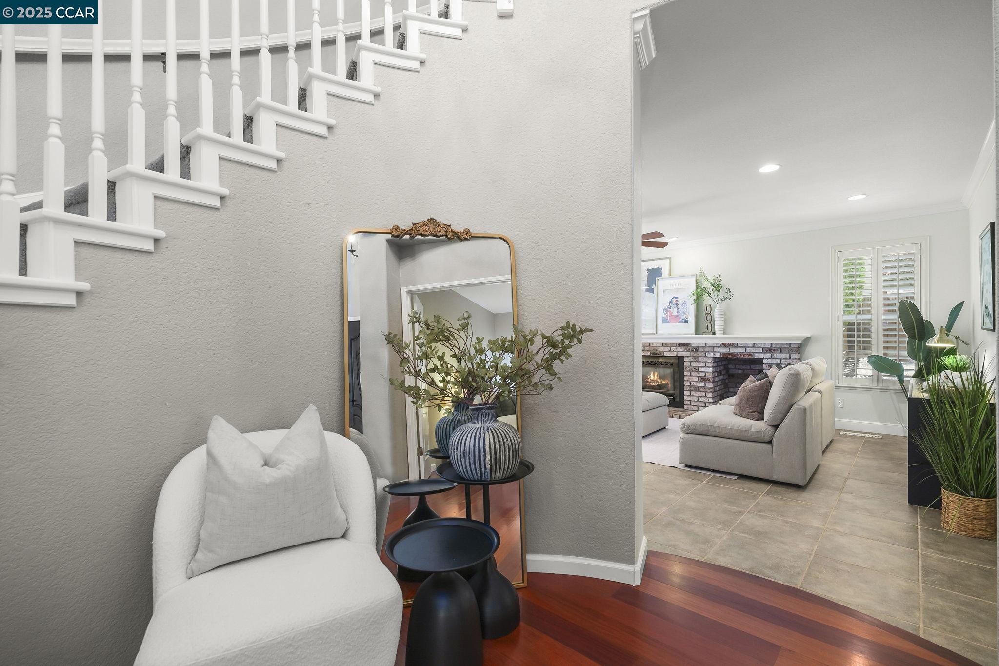 Detail Gallery Image 15 of 54 For 133 El Portal Place, Clayton,  CA 94517-1741 - 5 Beds | 3 Baths