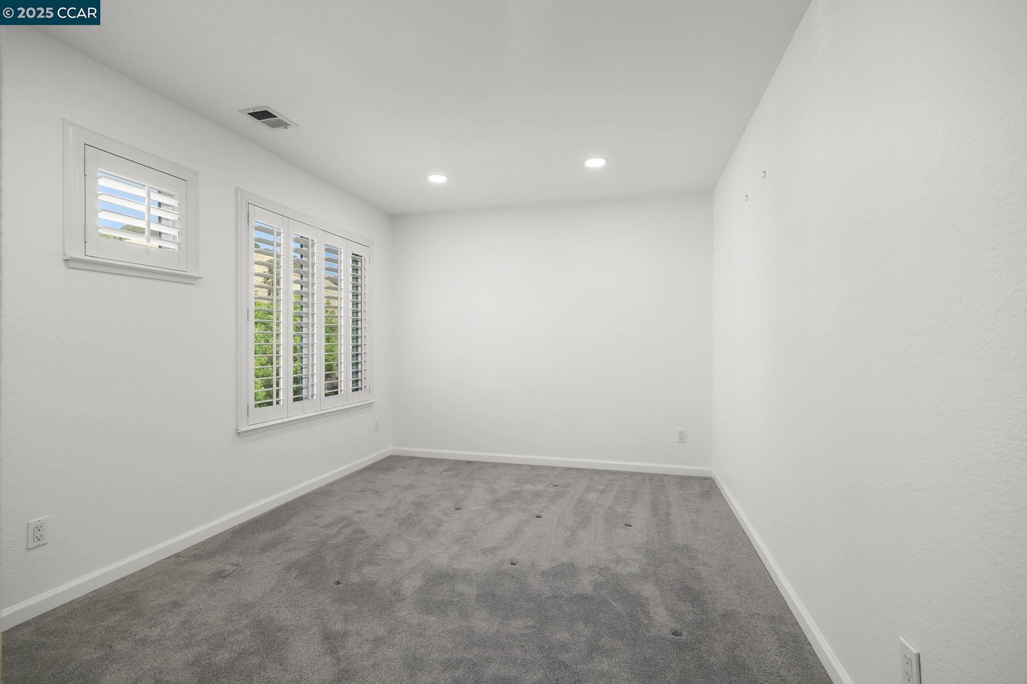Detail Gallery Image 29 of 54 For 133 El Portal Place, Clayton,  CA 94517-1741 - 5 Beds | 3 Baths