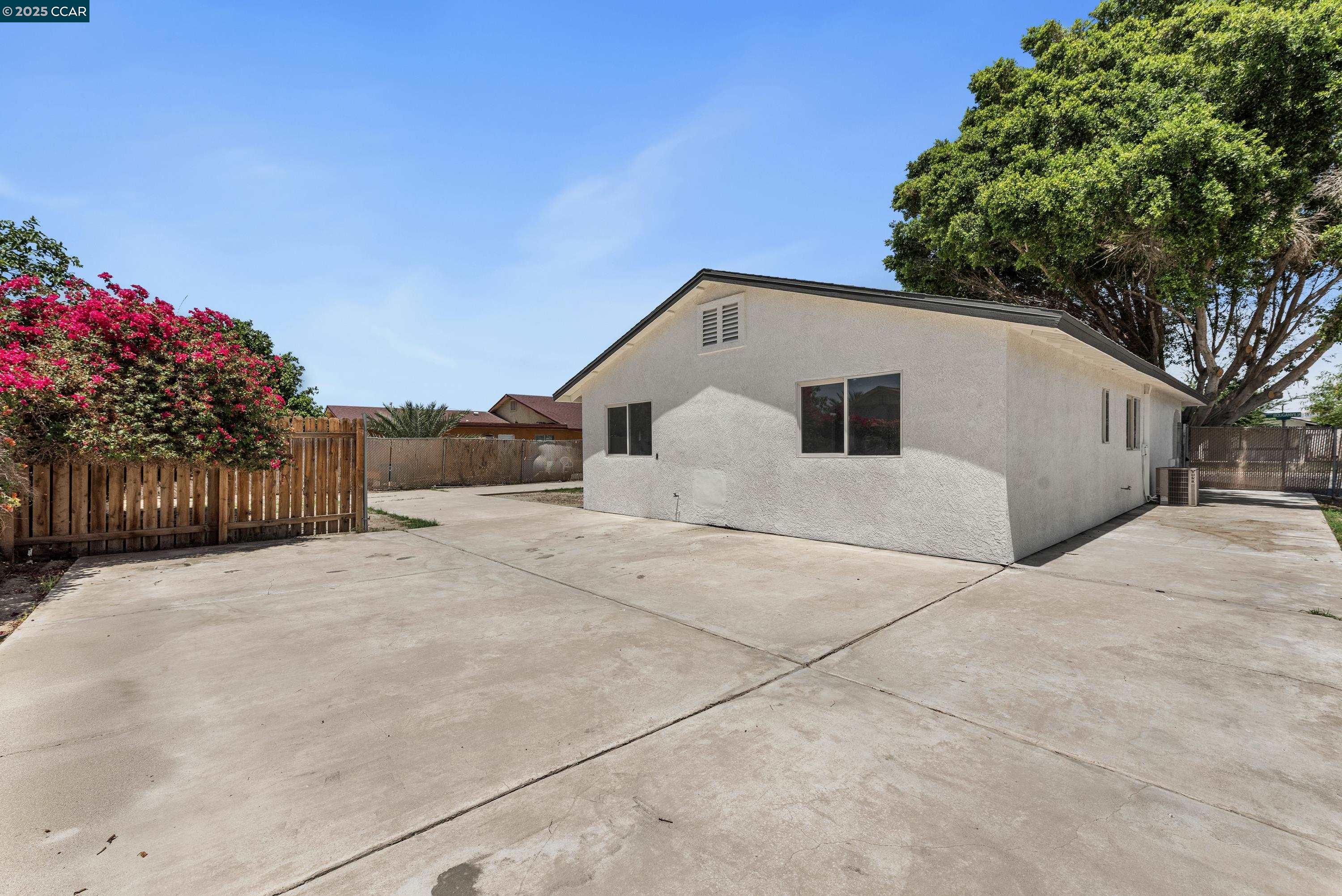 Detail Gallery Image 22 of 25 For 86149 Calle Bouganville, Coachella,  CA 92236-2235 - 3 Beds | 2 Baths