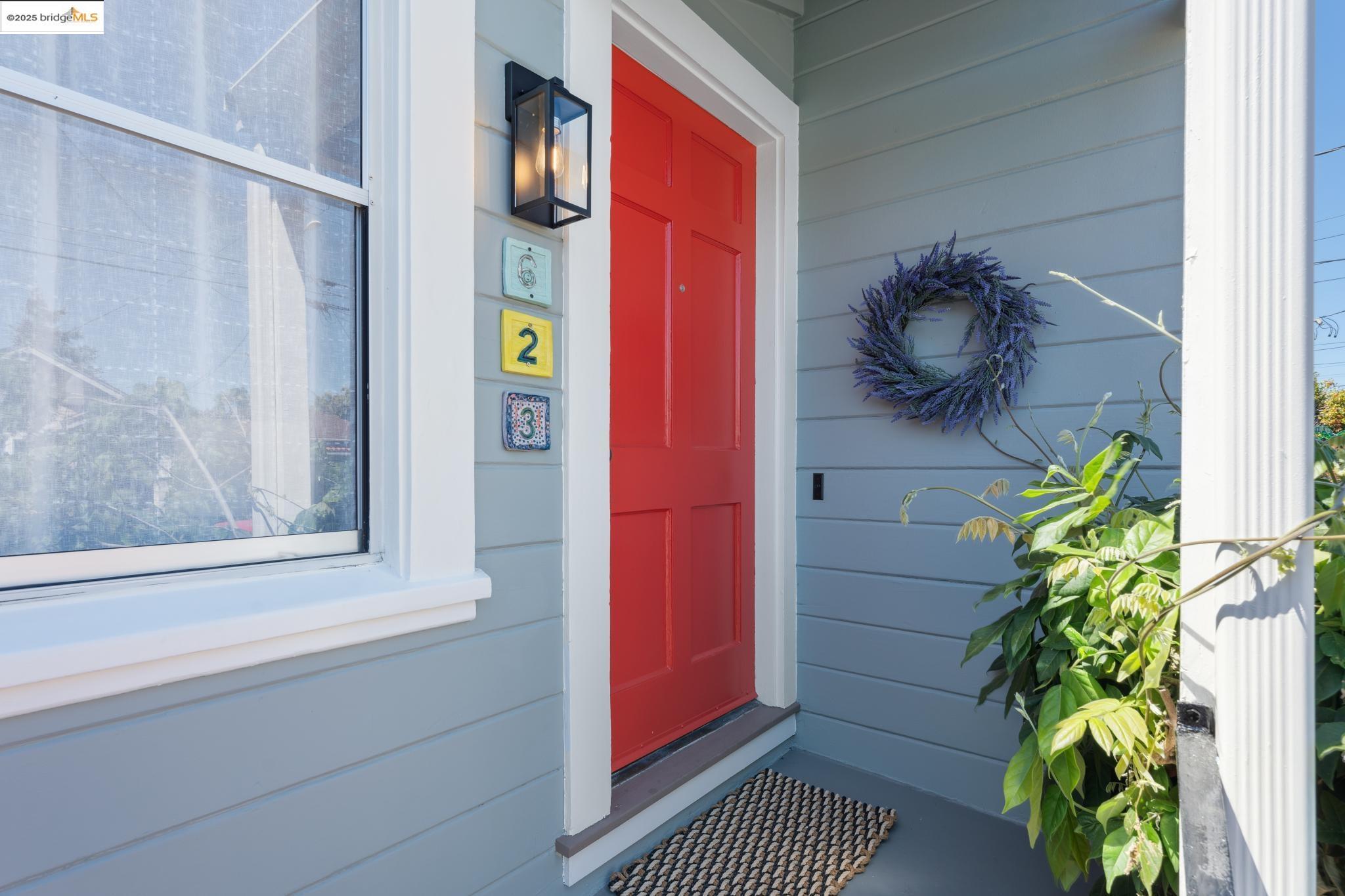 Detail Gallery Image 1 of 50 For 623 38th St, Richmond,  CA 94805 - 2 Beds | 1 Baths