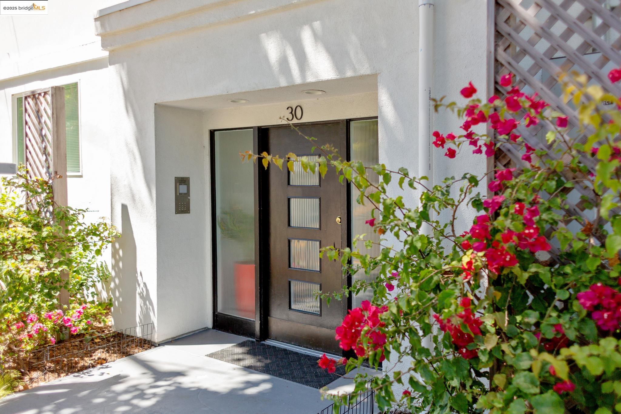 Browse active condo listings in CLAREMONT