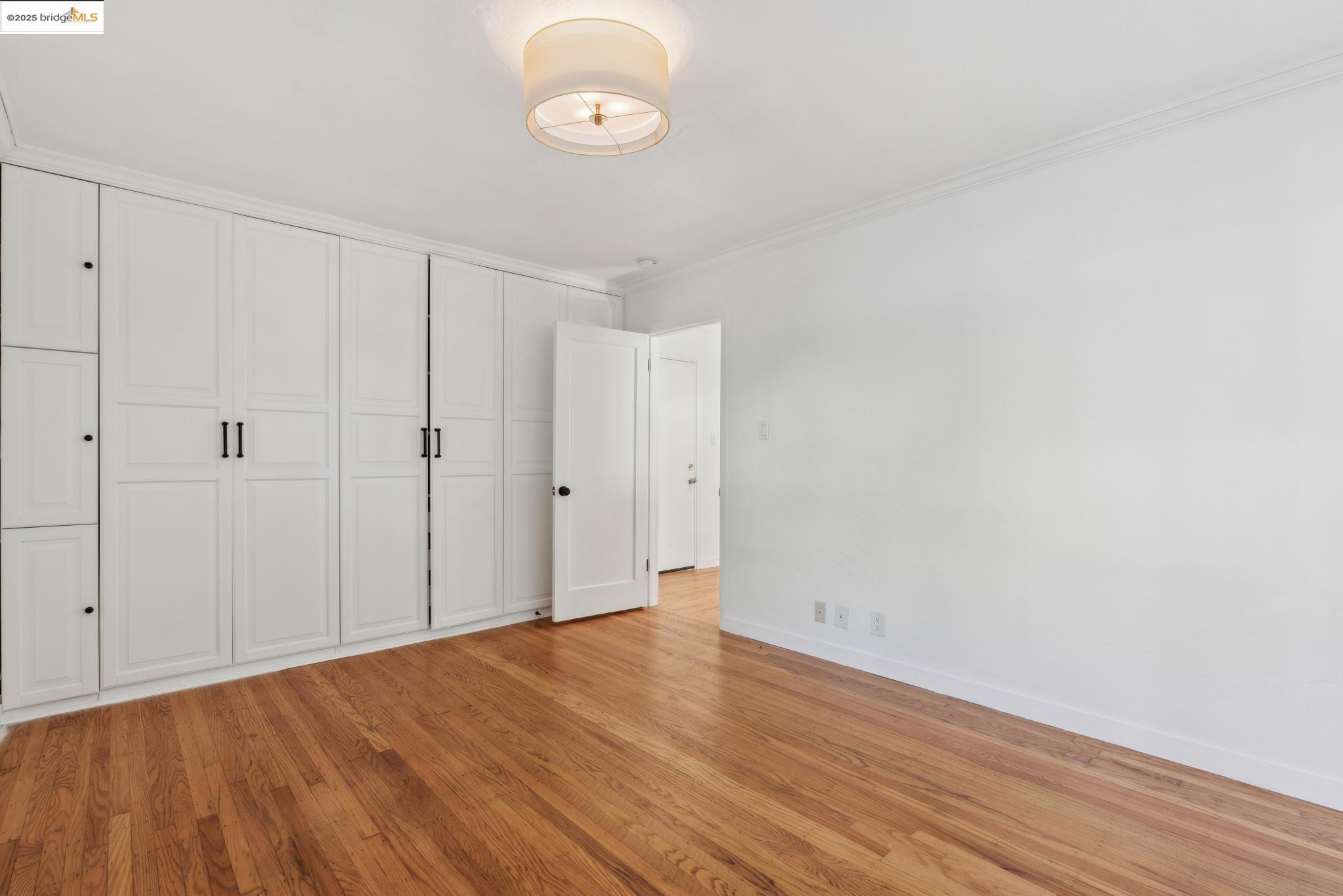 Detail Gallery Image 19 of 26 For 30 Domingo Ave #2,  Berkeley,  CA 94705-0000 - 2 Beds | 2 Baths