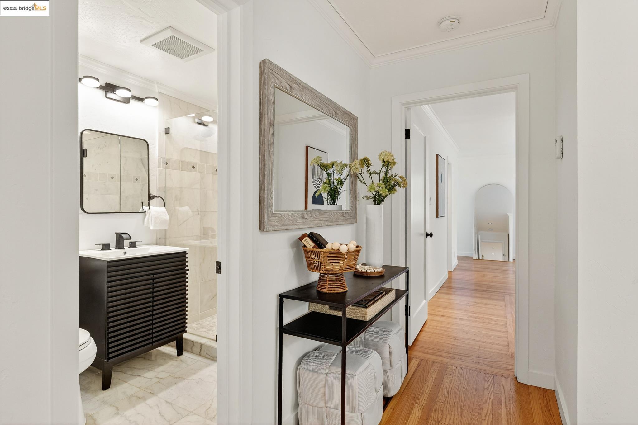 Detail Gallery Image 19 of 29 For 30 Domingo Ave #2,  Berkeley,  CA 94705-0000 - 2 Beds | 2 Baths