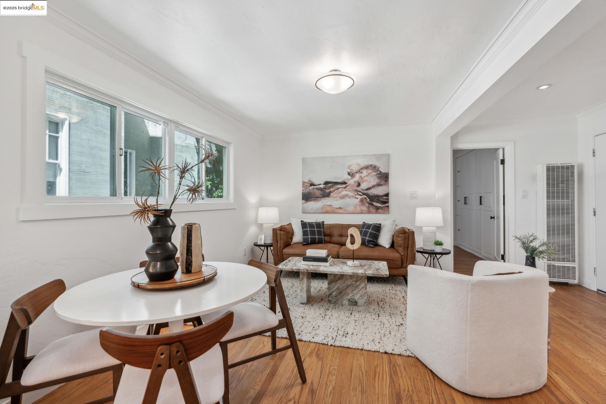 Detail Gallery Image 4 of 26 For 30 Domingo Ave #2,  Berkeley,  CA 94705-0000 - 2 Beds | 2 Baths
