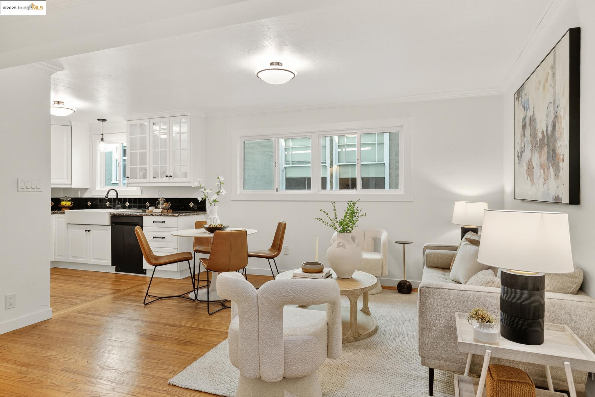 Detail Gallery Image 5 of 29 For 30 Domingo Ave #2,  Berkeley,  CA 94705-0000 - 2 Beds | 2 Baths