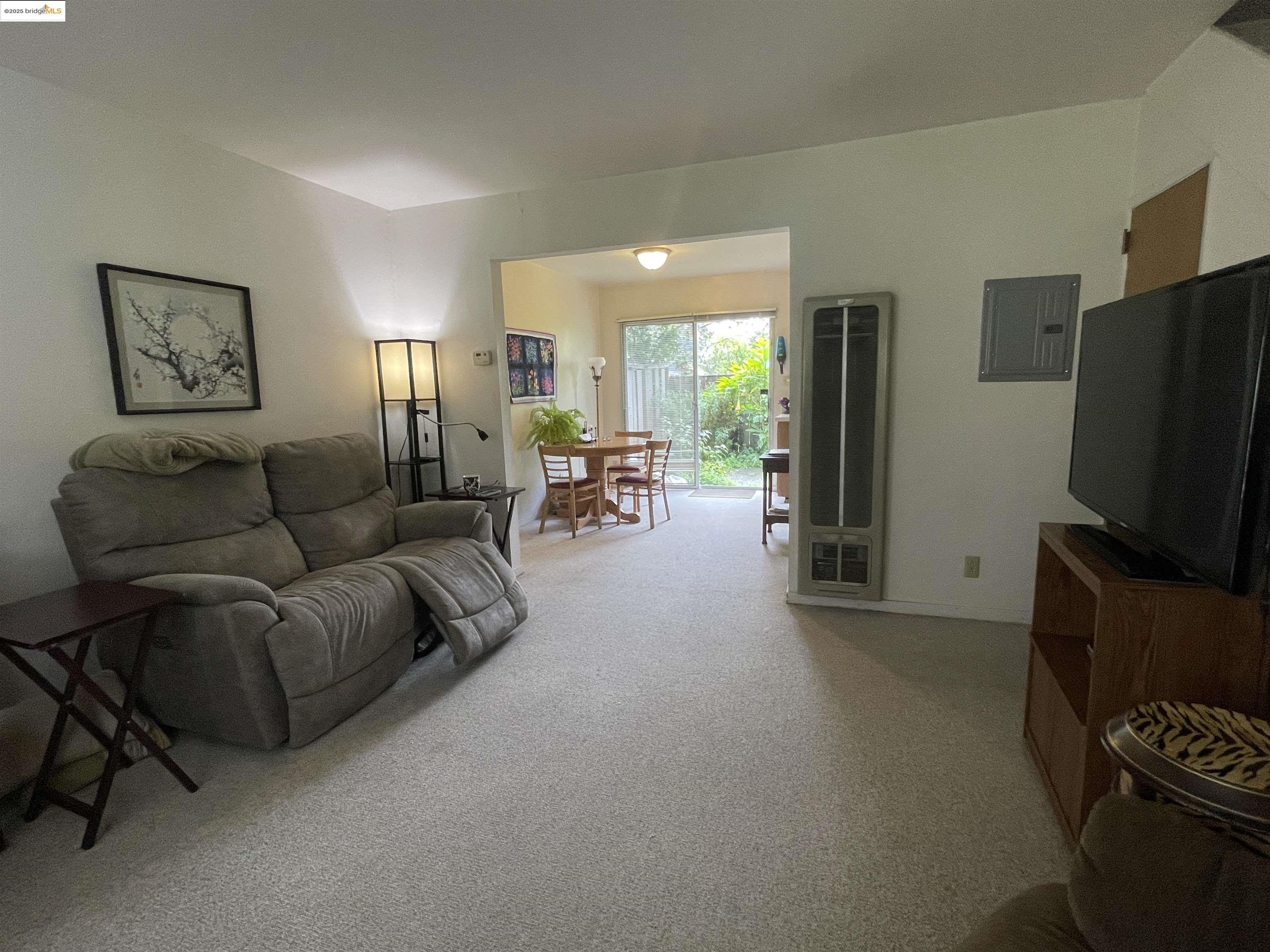 Detail Gallery Image 11 of 24 For 4327 Montgomery Street, Oakland,  CA 94611 - – Beds | – Baths