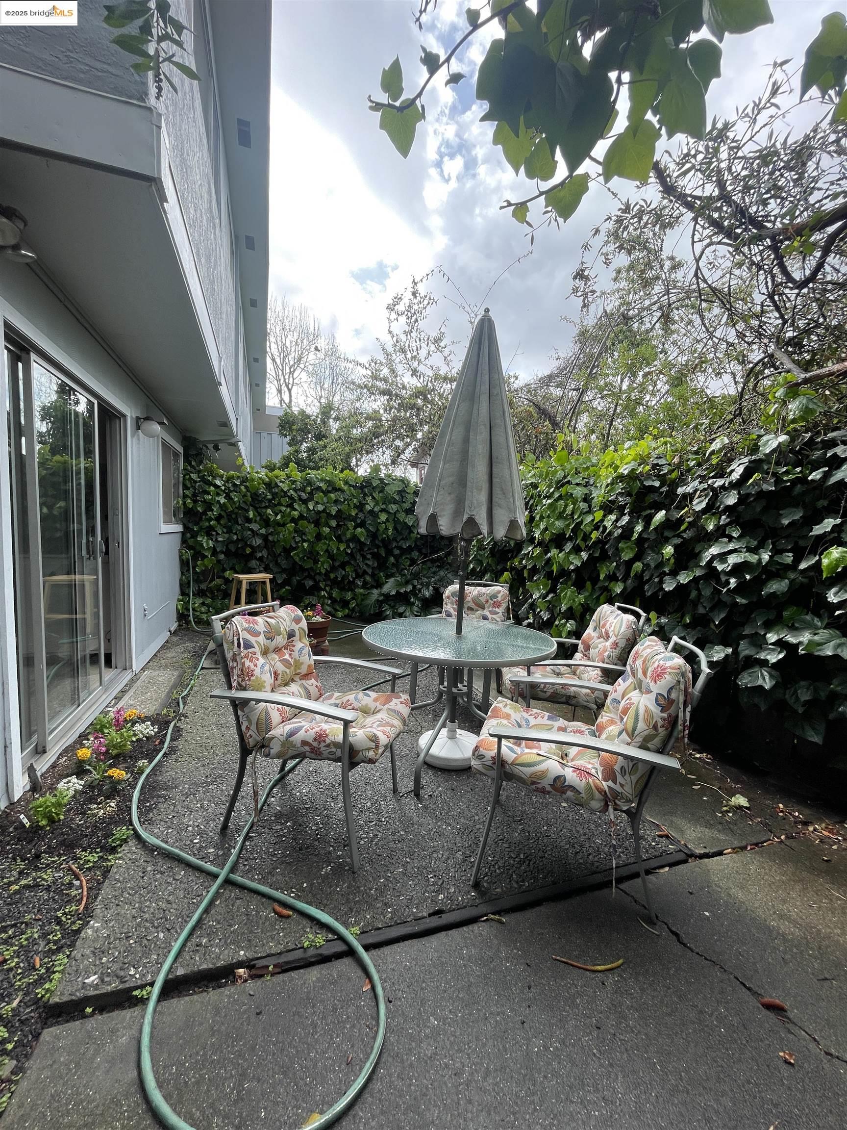 Detail Gallery Image 19 of 24 For 4327 Montgomery Street, Oakland,  CA 94611 - – Beds | – Baths