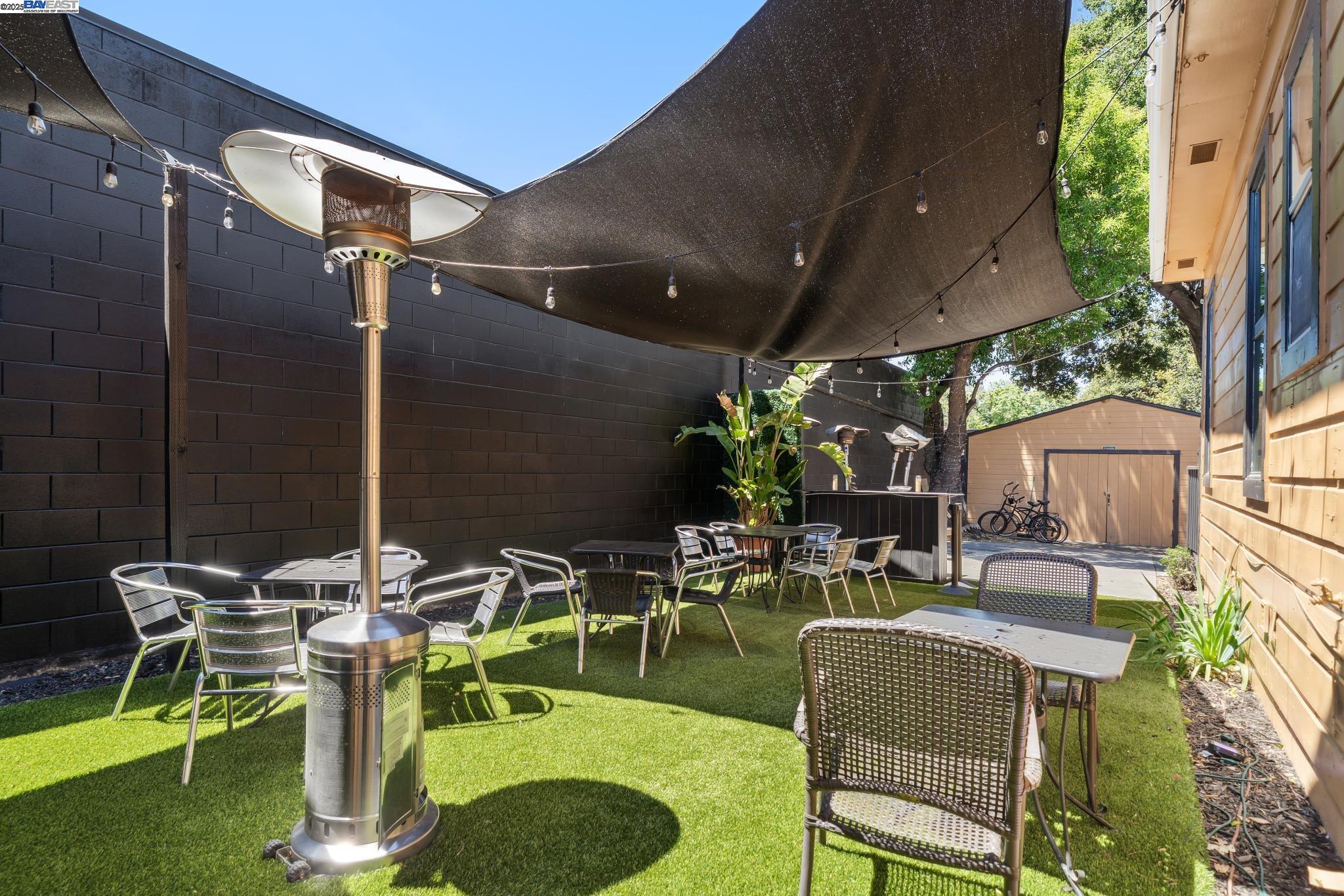 Detail Gallery Image 13 of 44 For 4473 Railroad Ave, Pleasanton,  CA 94566-6613 - – Beds | – Baths