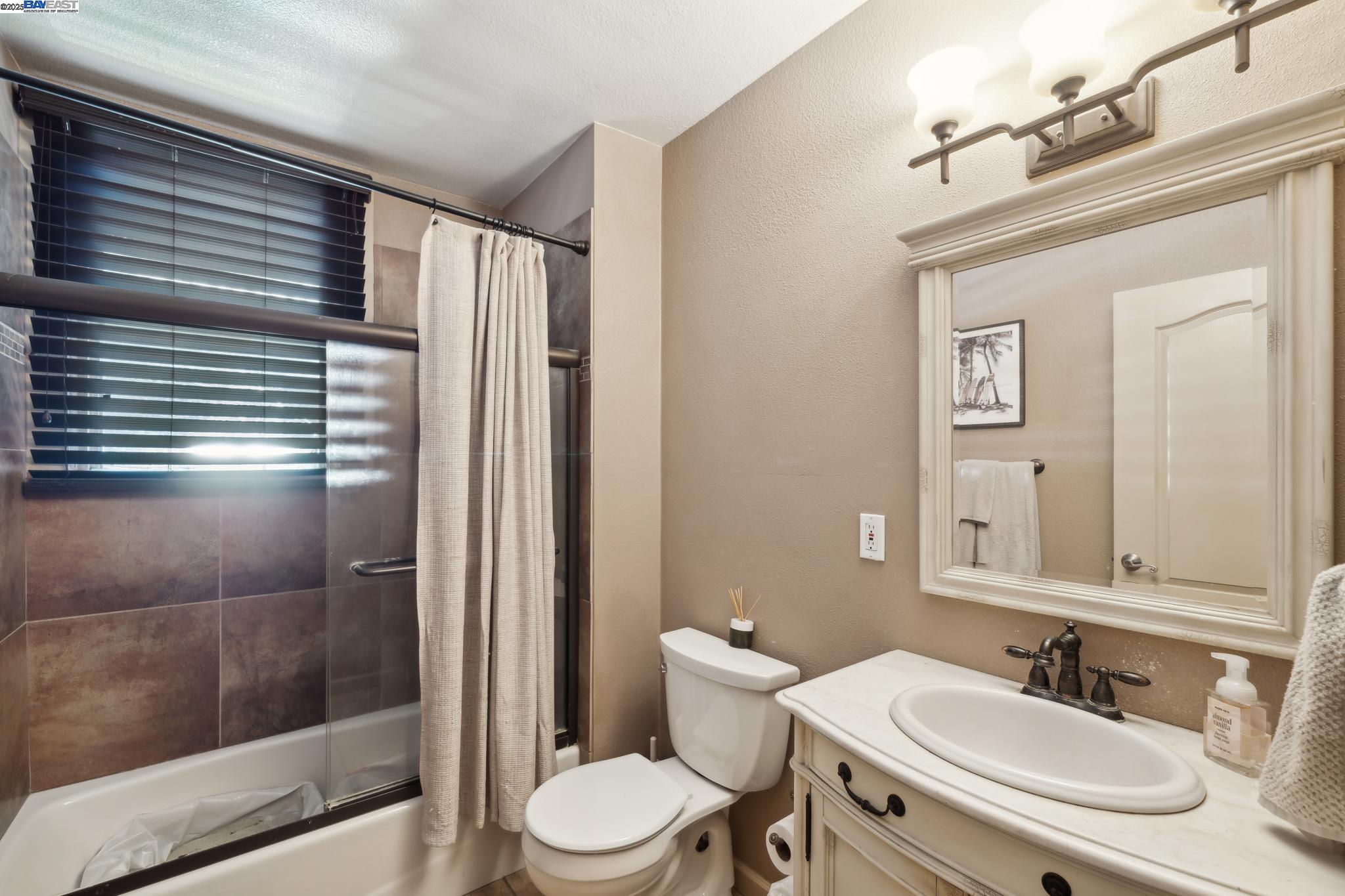 Detail Gallery Image 39 of 44 For 4473 Railroad Ave, Pleasanton,  CA 94566-6613 - – Beds | – Baths